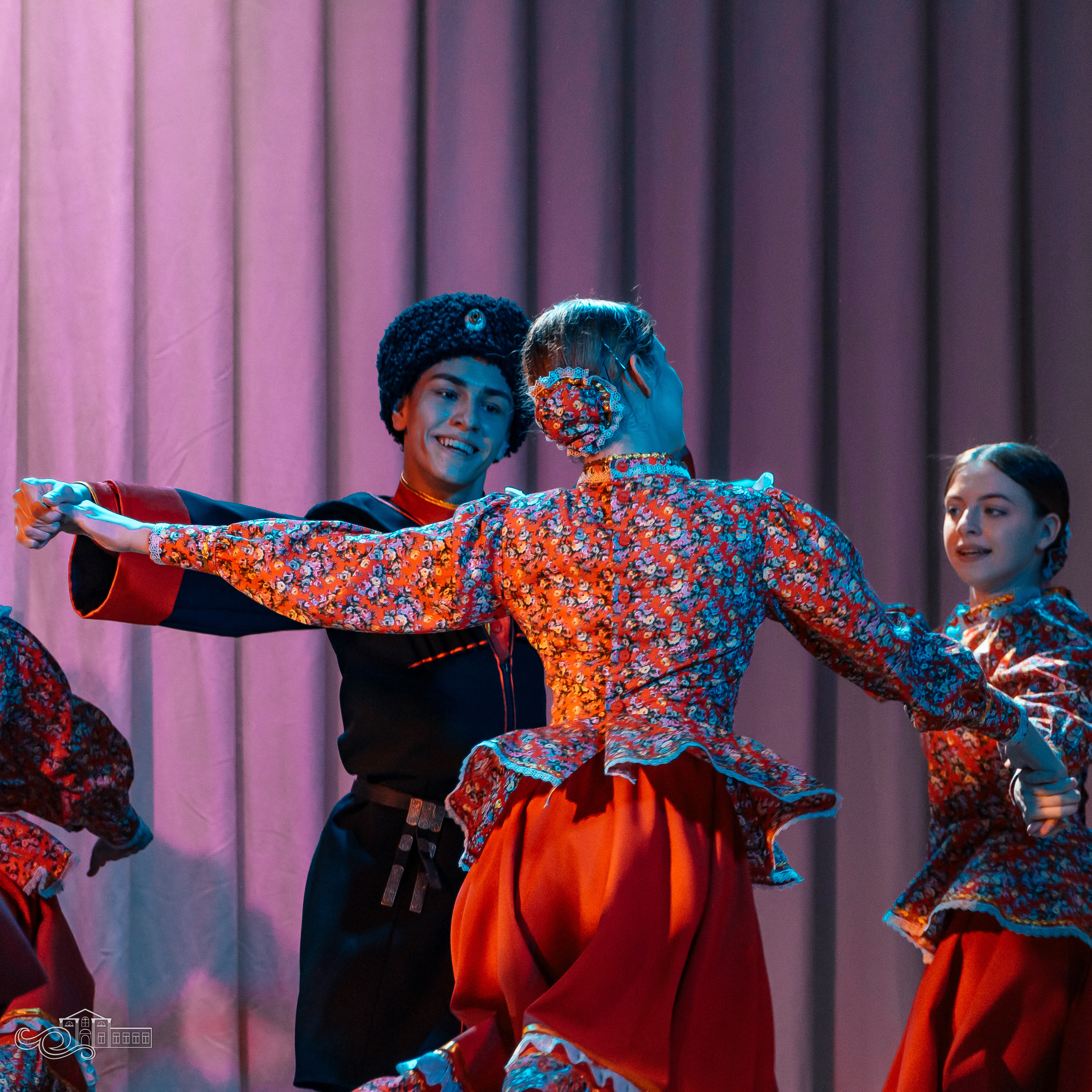 «Весна танцевальная». Новотитаровский Дом культуры