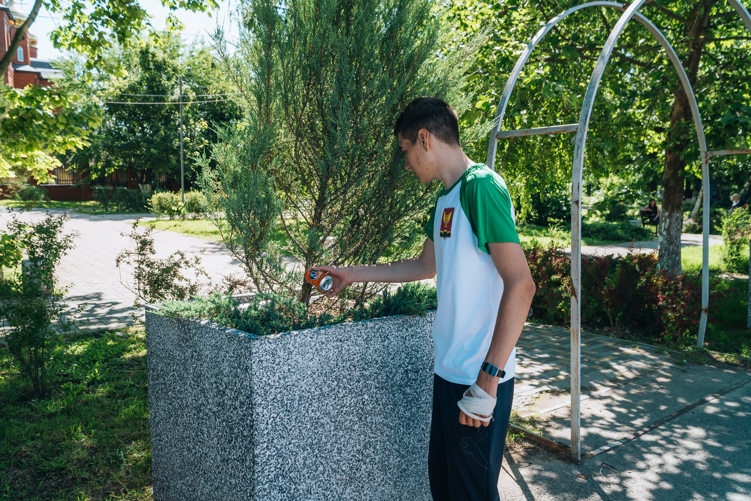 Экологический субботник. Новотитаровский Дом культуры