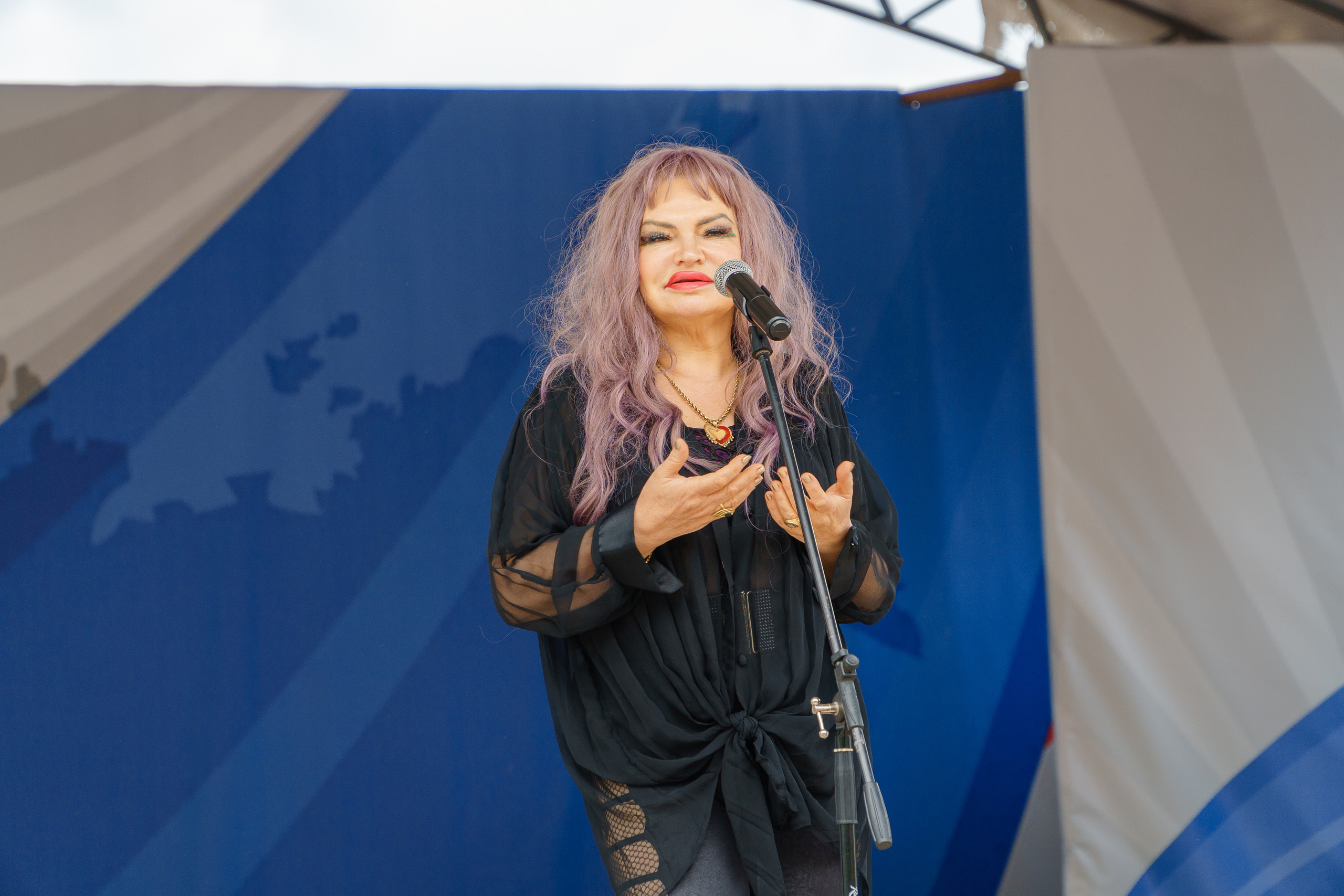 Разноцветный Первомай. Новотитаровский Дом культуры