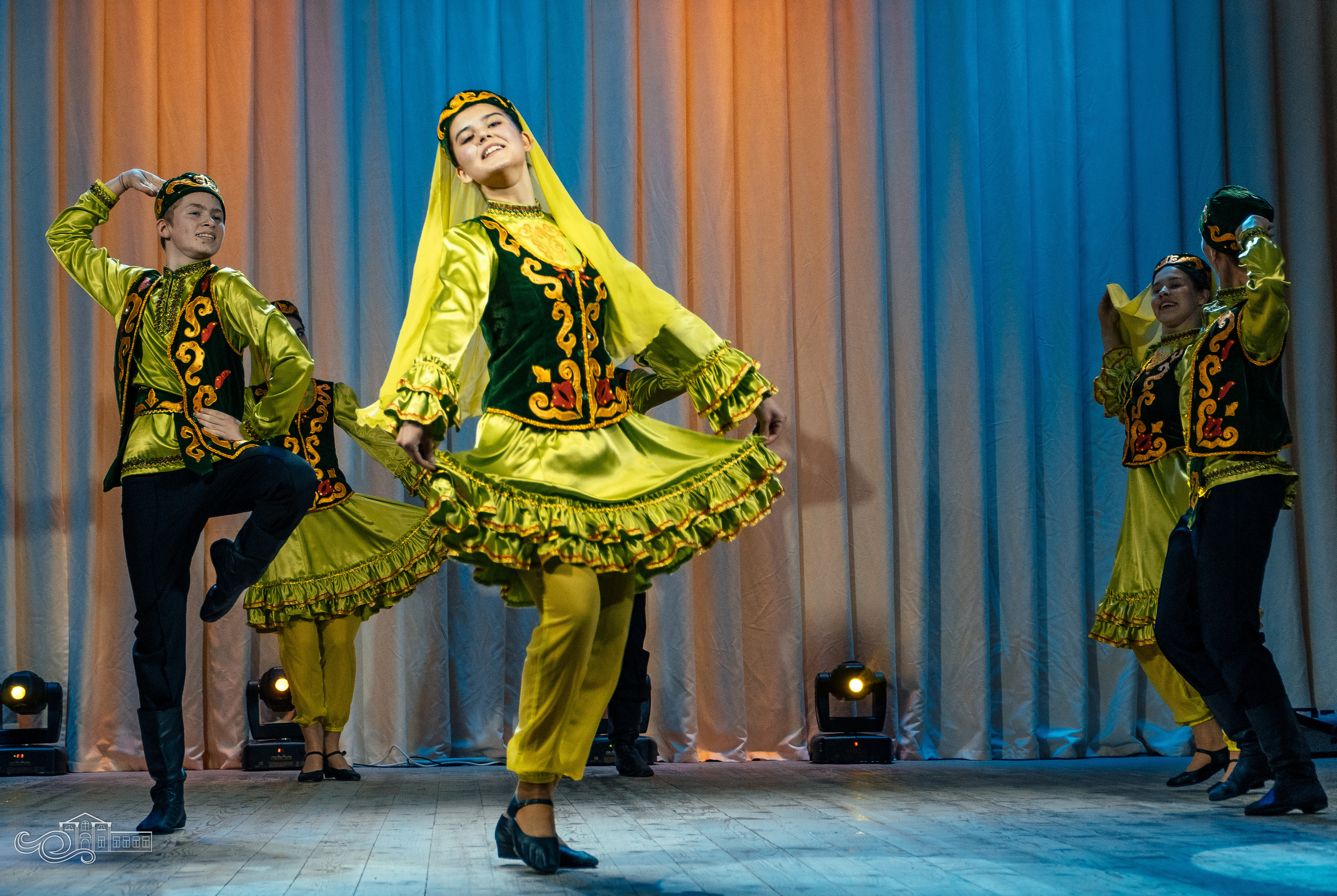 «Весна танцевальная». Новотитаровский Дом культуры