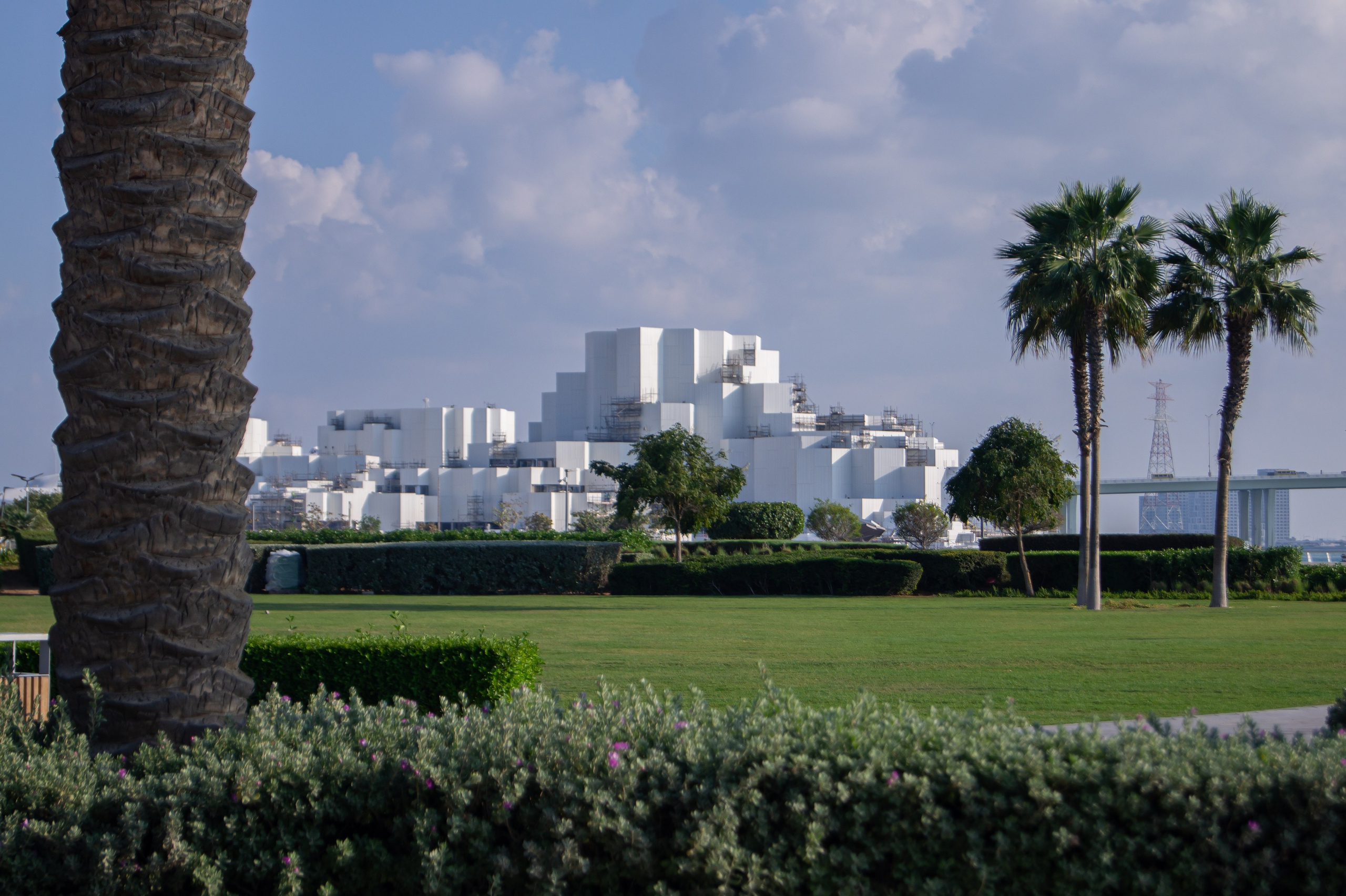 Архитектура и городские ритмы. Любовь Каширская — фотограф для малого бизнеса и специалистов