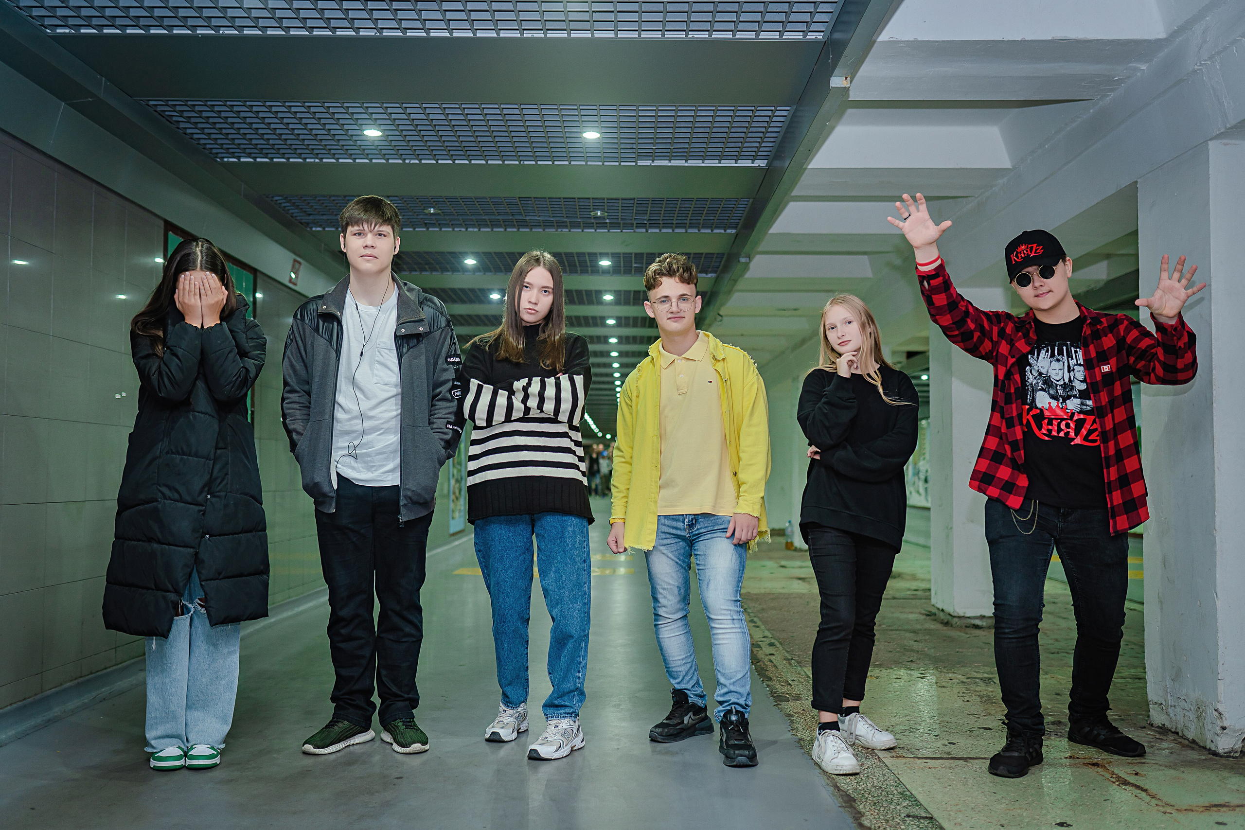 Фотосессия Школа 4 Класс 9А. Современные Выпускные Альбомы в Ростове-на-Дону