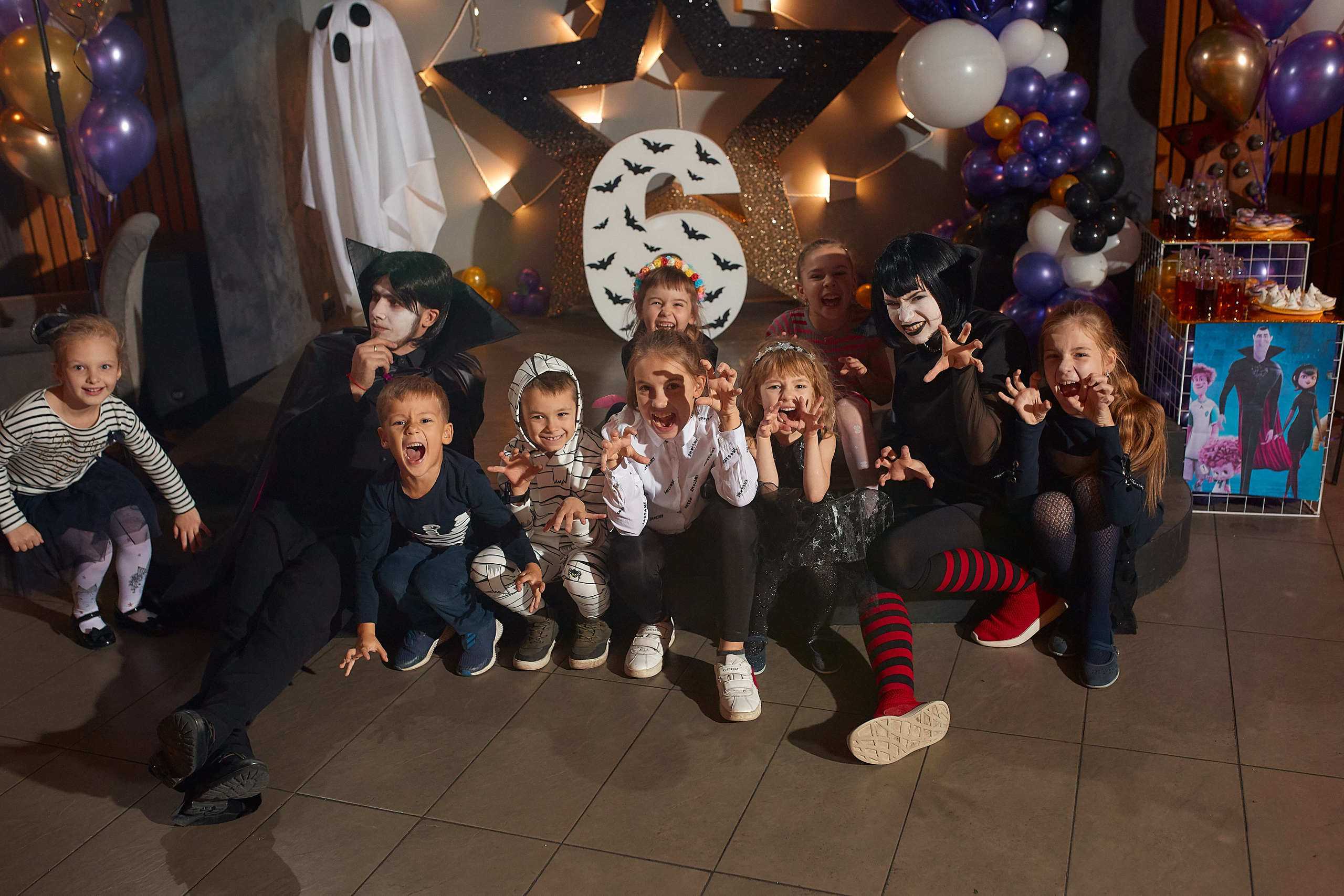 День Рождения Киры в стиле семейки Адамс. Фотограф Валерий Савиовский