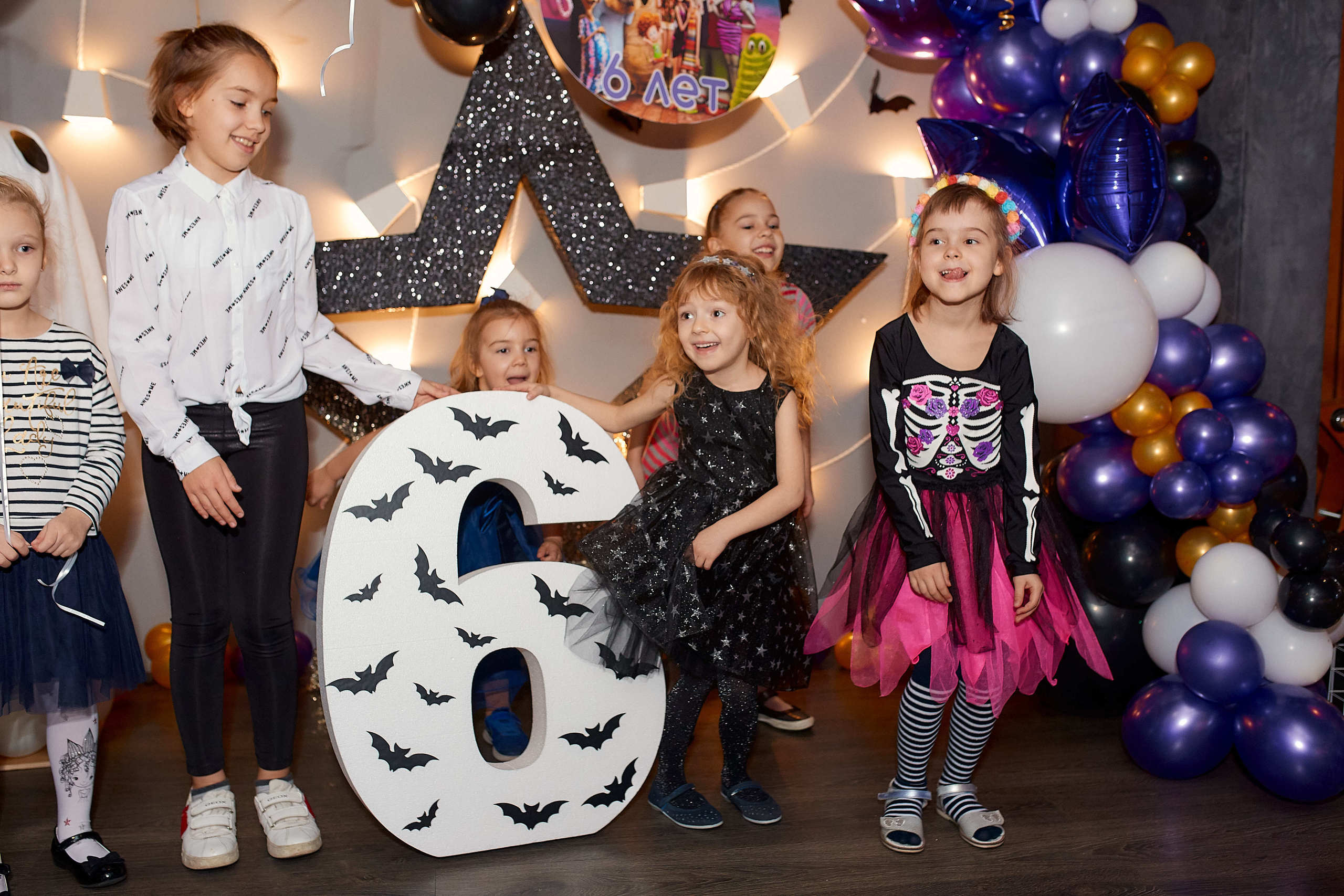 День Рождения Киры в стиле семейки Адамс. Фотограф Валерий Савиовский