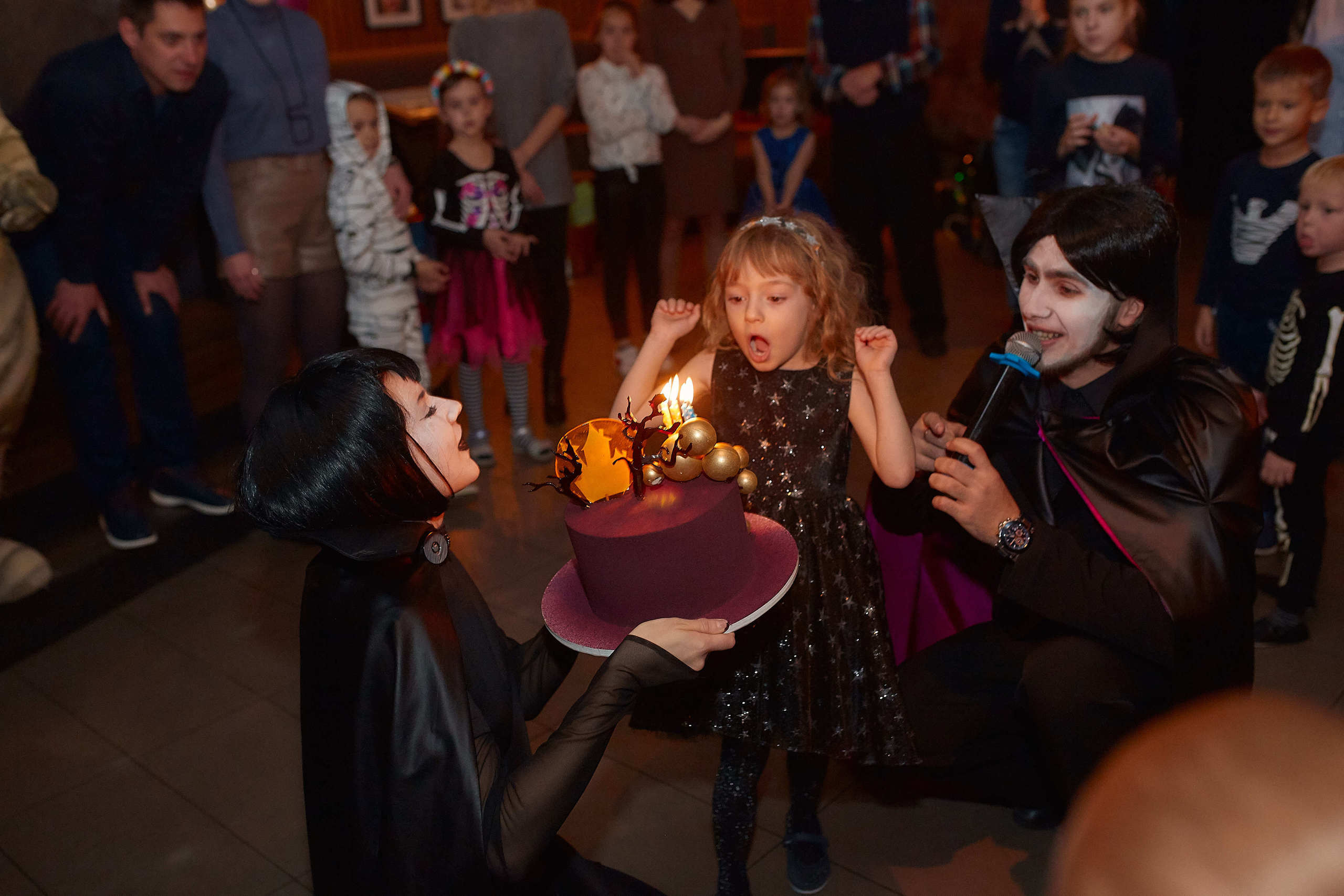 День Рождения Киры в стиле семейки Адамс. Фотограф Валерий Савиовский