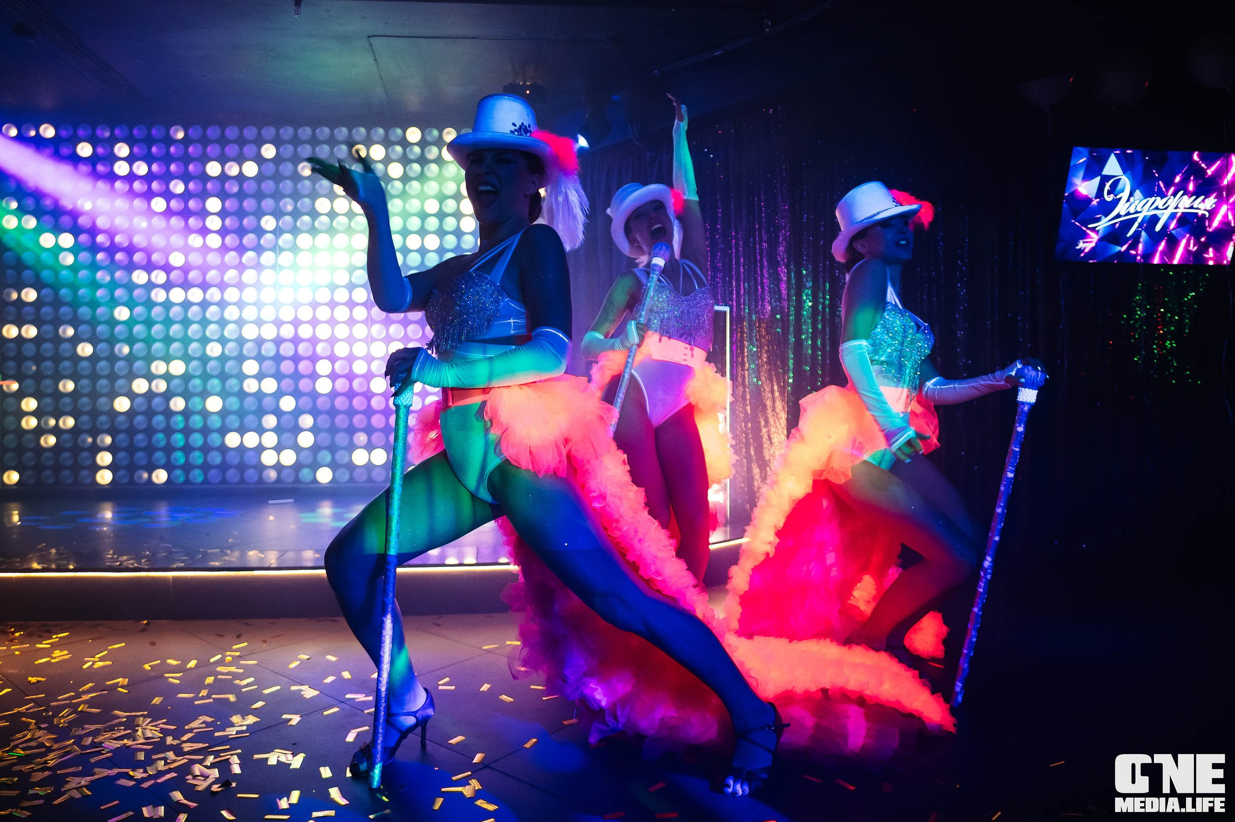 Фотоотчет из караоке-клуба Эйфория. One Media Life: фоторепортажи, фотоотчеты с мероприятий и заведений