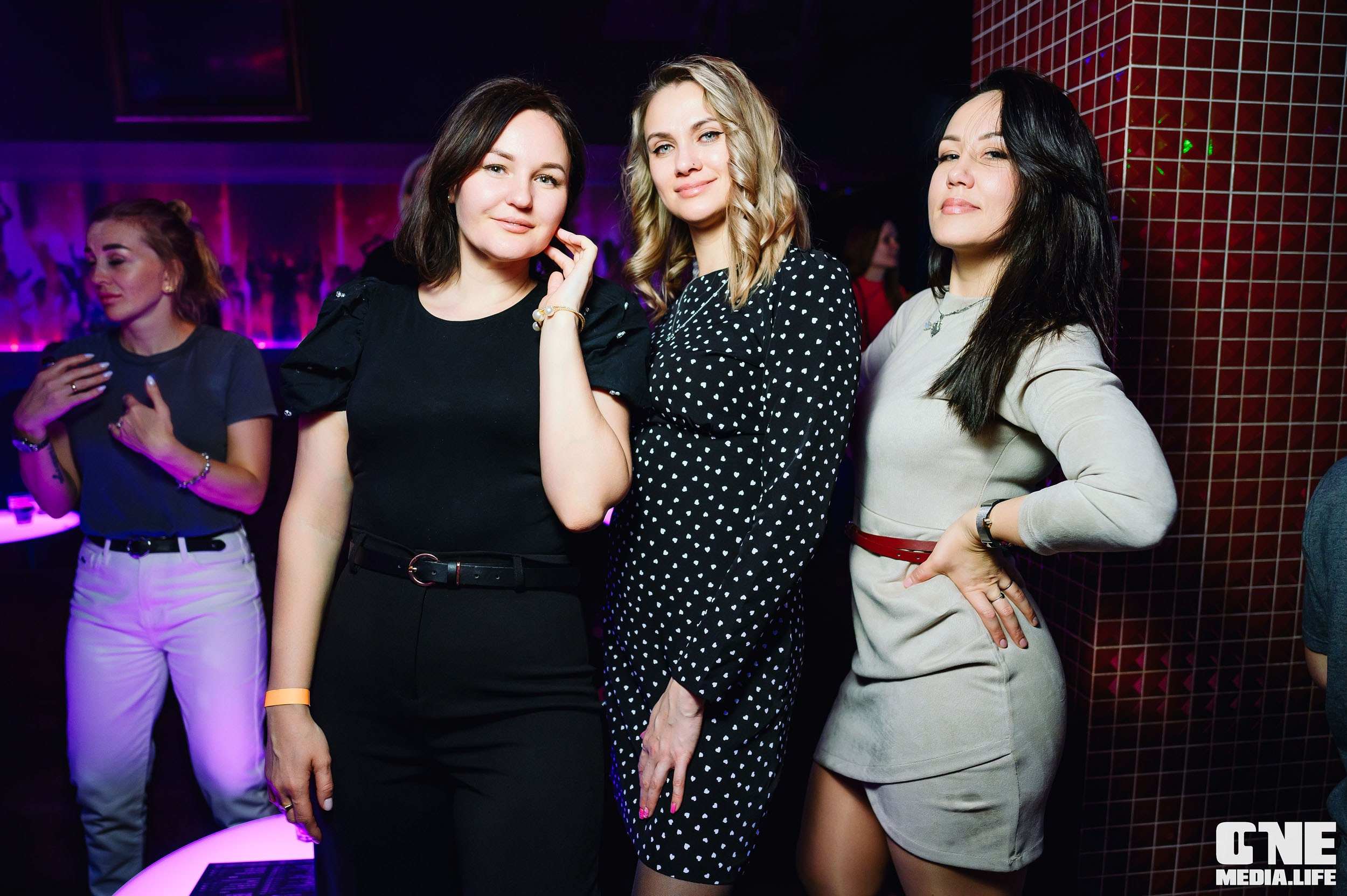 Фотоотчет с 8 марта в Планете. One Media Life: фоторепортажи, фотоотчеты с мероприятий и заведений