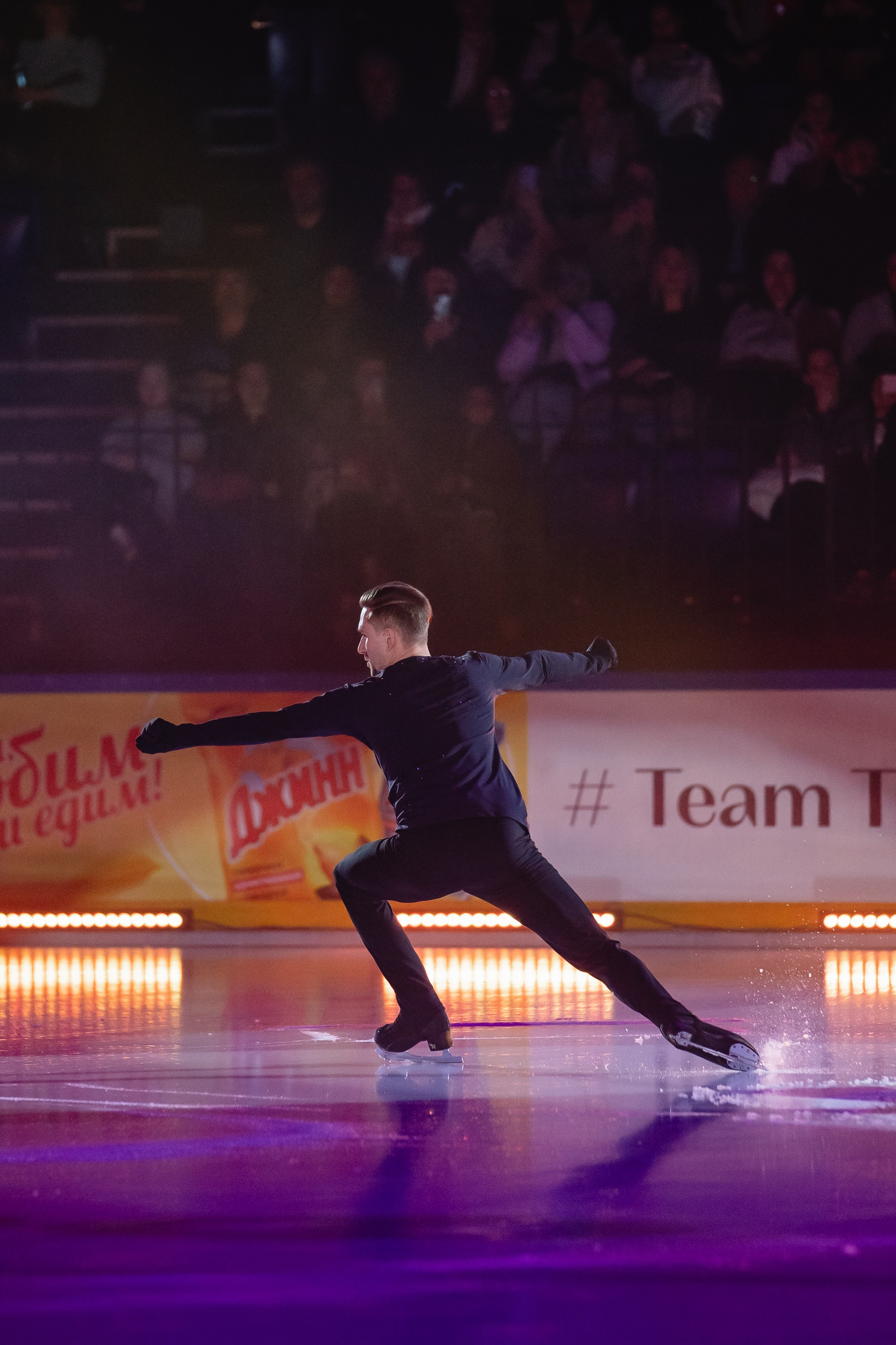 Шоу «Чемпионы на льду» в Новосибирске. Воробьева Ксения — Спортивный и танцевальный фотограф Новосибирск