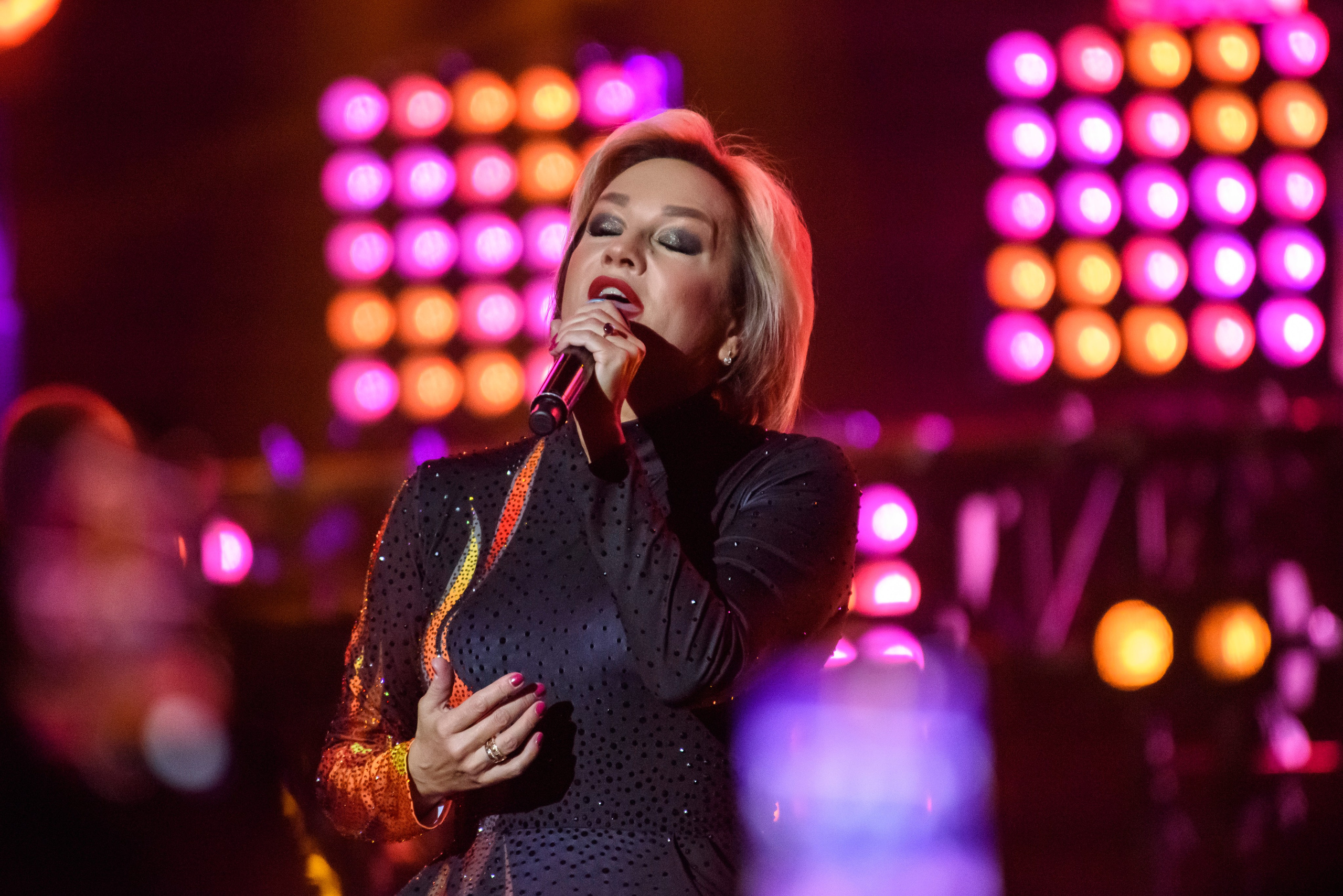 Юбилейный концерт Татьяны Булановой — Крокус Сити Холл — «Имена на все времена». Бренд-фотограф для экспертов и блогеров в Москве Влада Горбовская