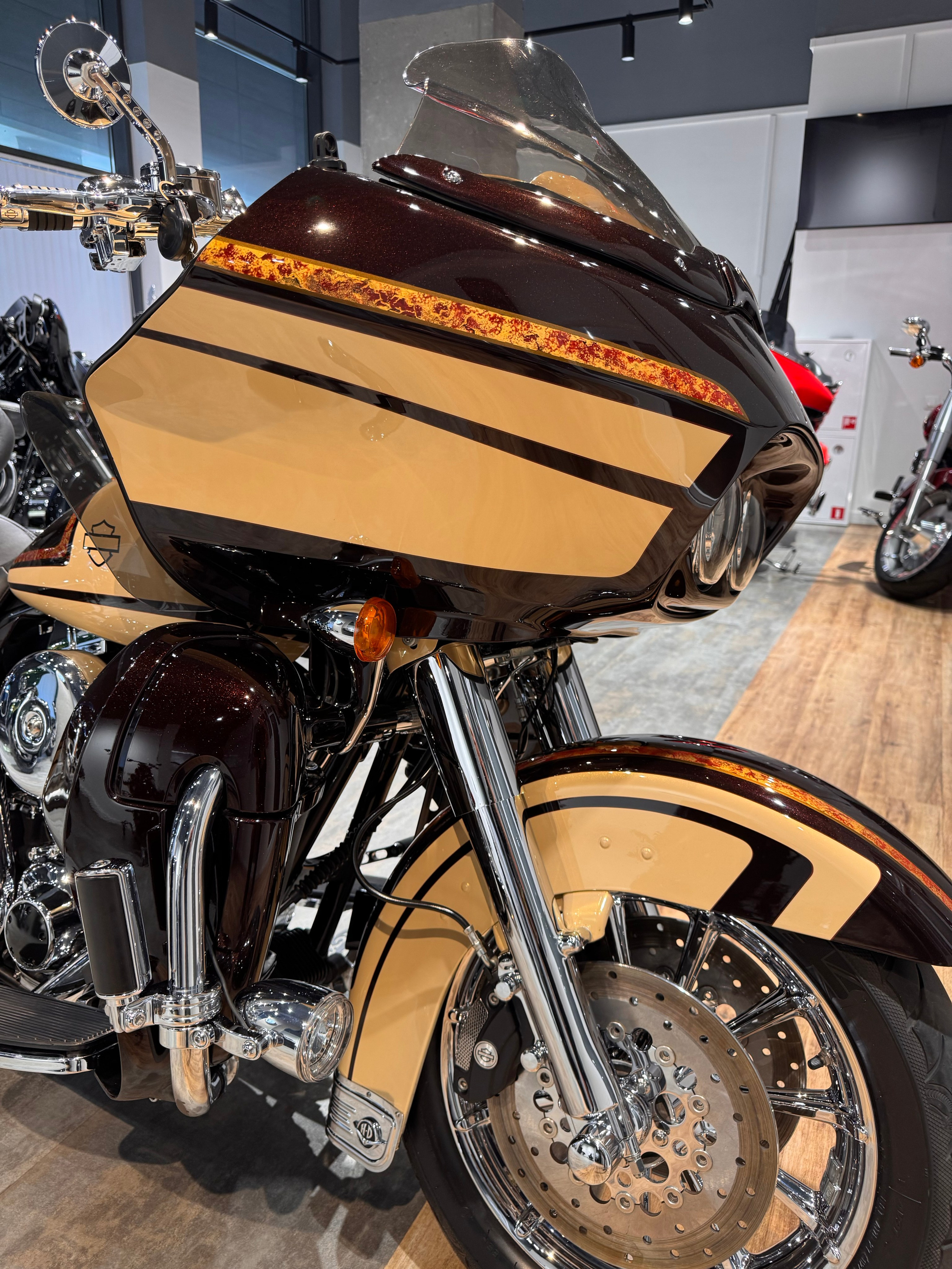 Продажа мотоцикла Harley-Davidson Road Glide Ultra 103 (Touring)— купить мотоцикл. Hello Davidson, Москва. Только хорошие мотоциклы…