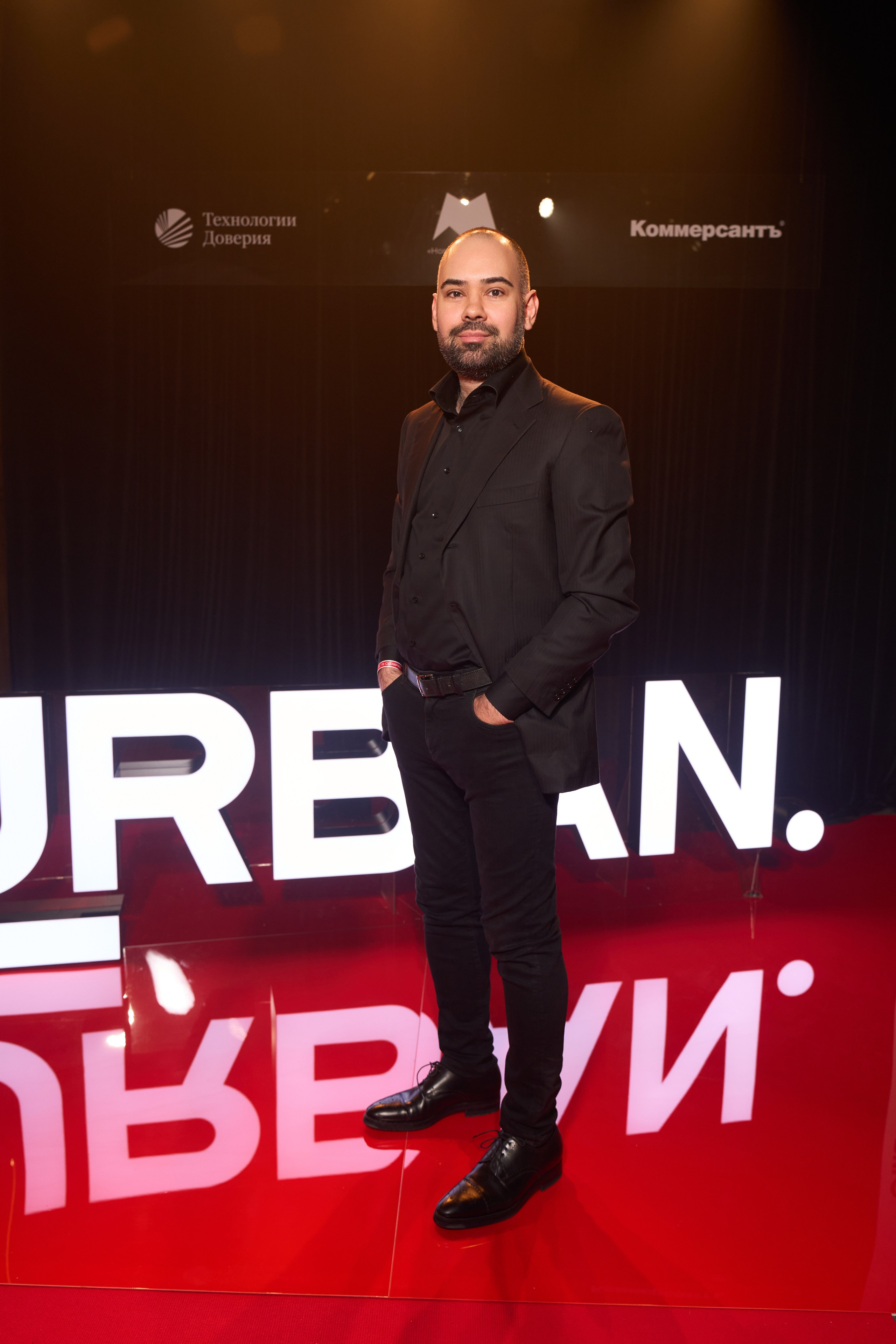 Премия URBAN. Репортажный фотограф в Москве Вадим Галанин