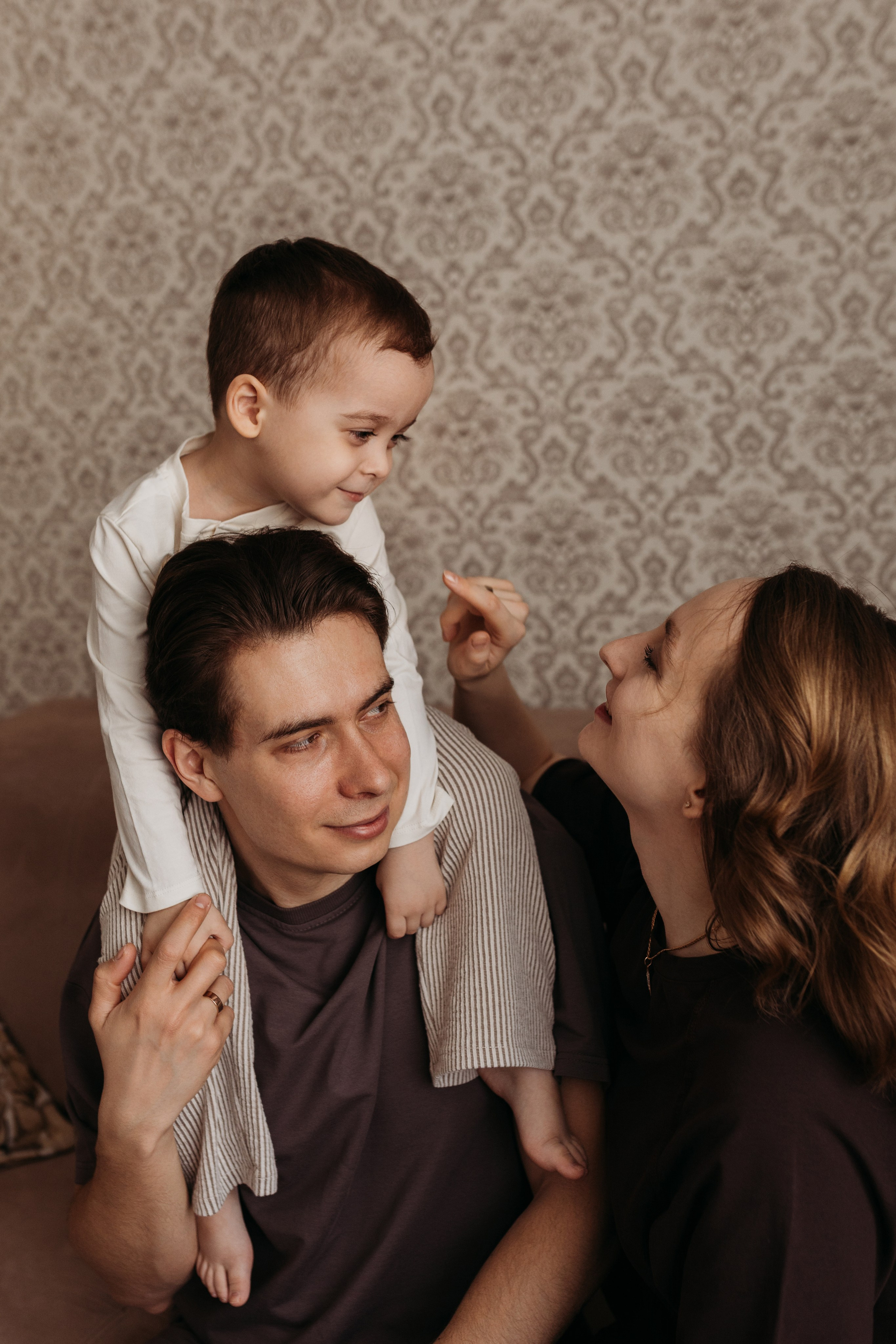 Лайфстайл lifestyle фотосессия новорожденного Барнаул. Фотограф новорожденных в г. Барнаул Ренпенинг Катерина