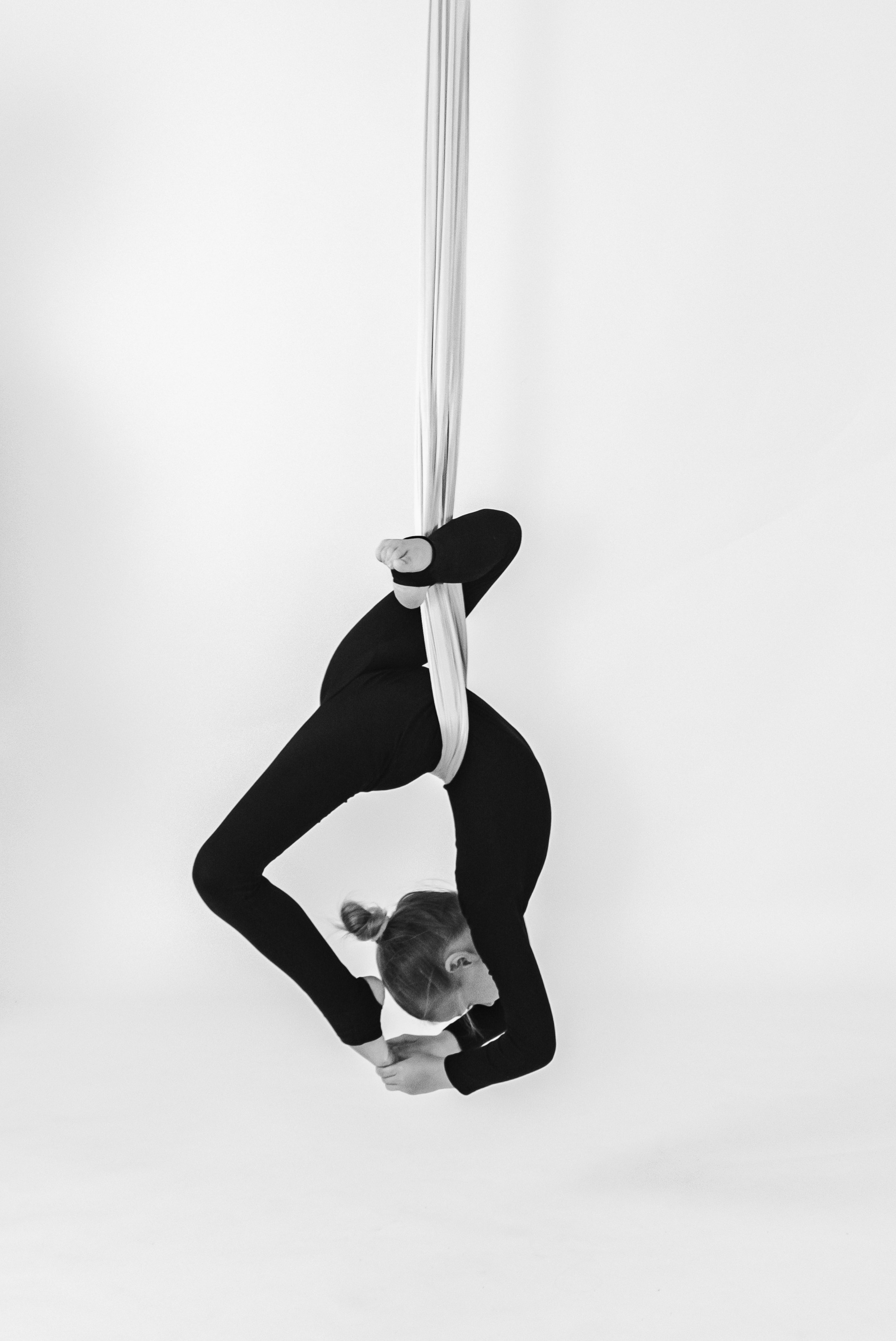 «Атмосферные» гимнастки. Елена Волкова семейный фотограф в станице Гостагаевской города-курорта Анапа