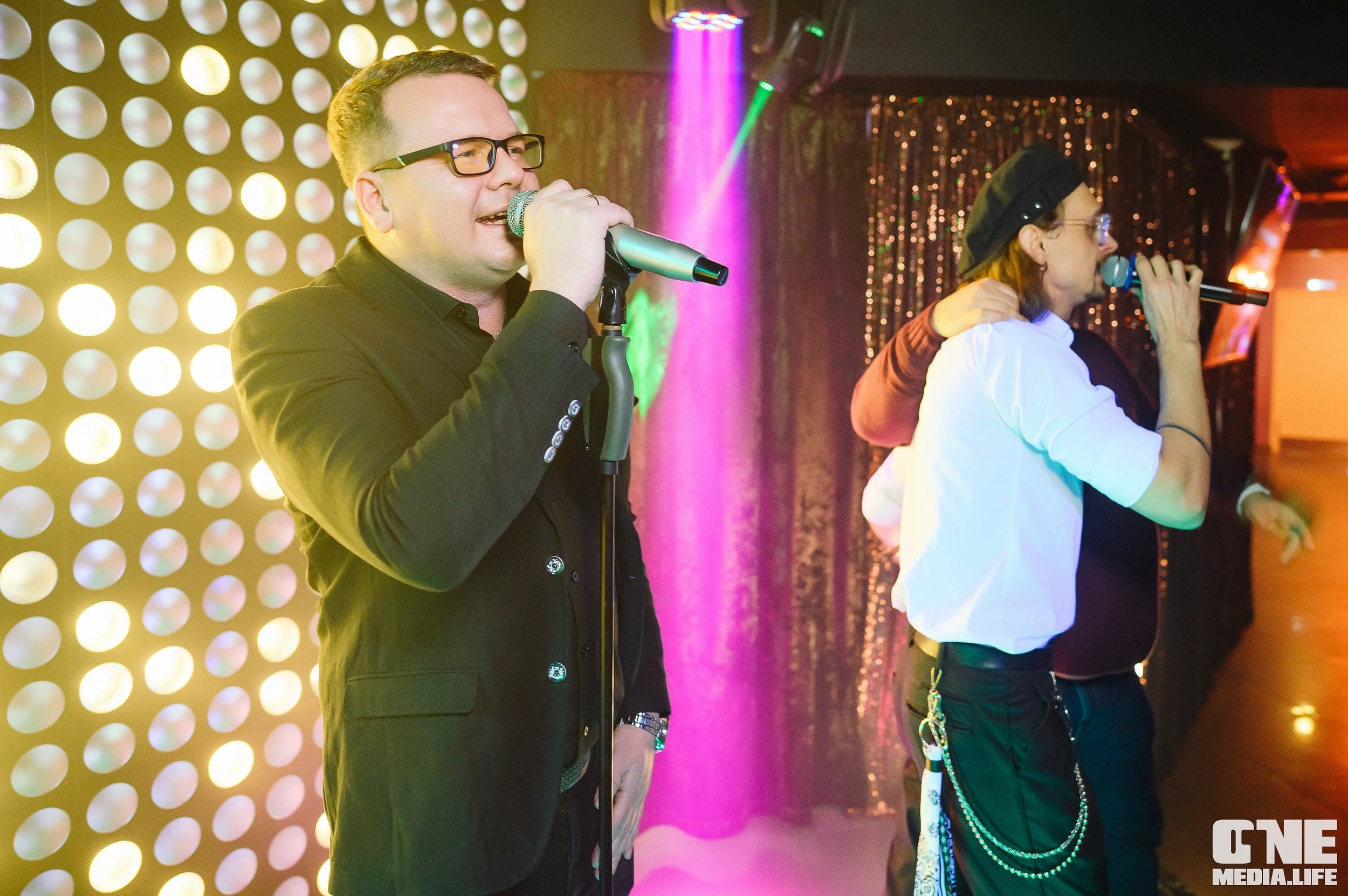 Фоторепортаж из караоке-клуба Эйфория. One Media Life: фоторепортажи, фотоотчеты с мероприятий и заведений