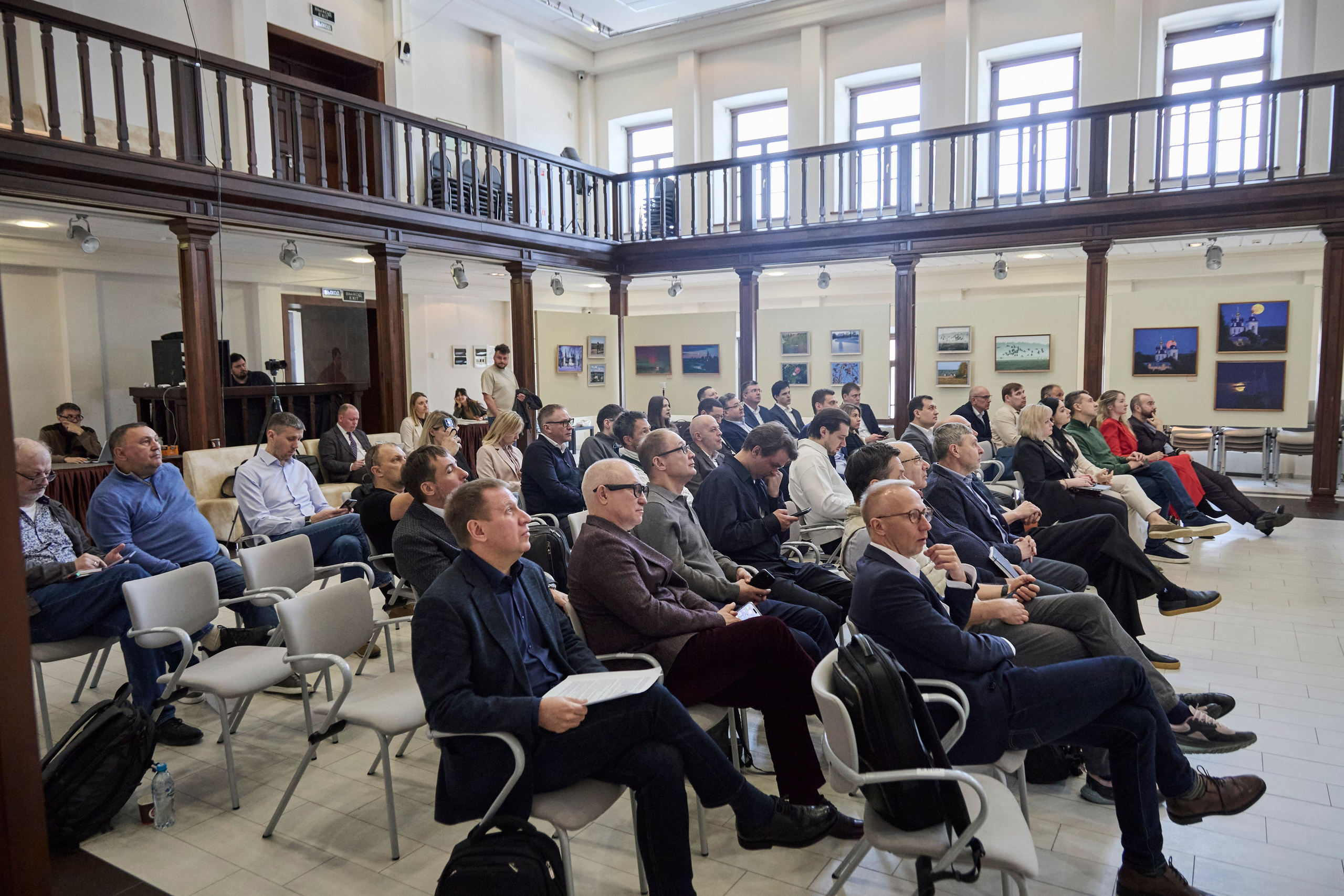 Дискуссионный клуб «Попутного ветра» | Левитановский культурный центр. Плёс. OSPhoto