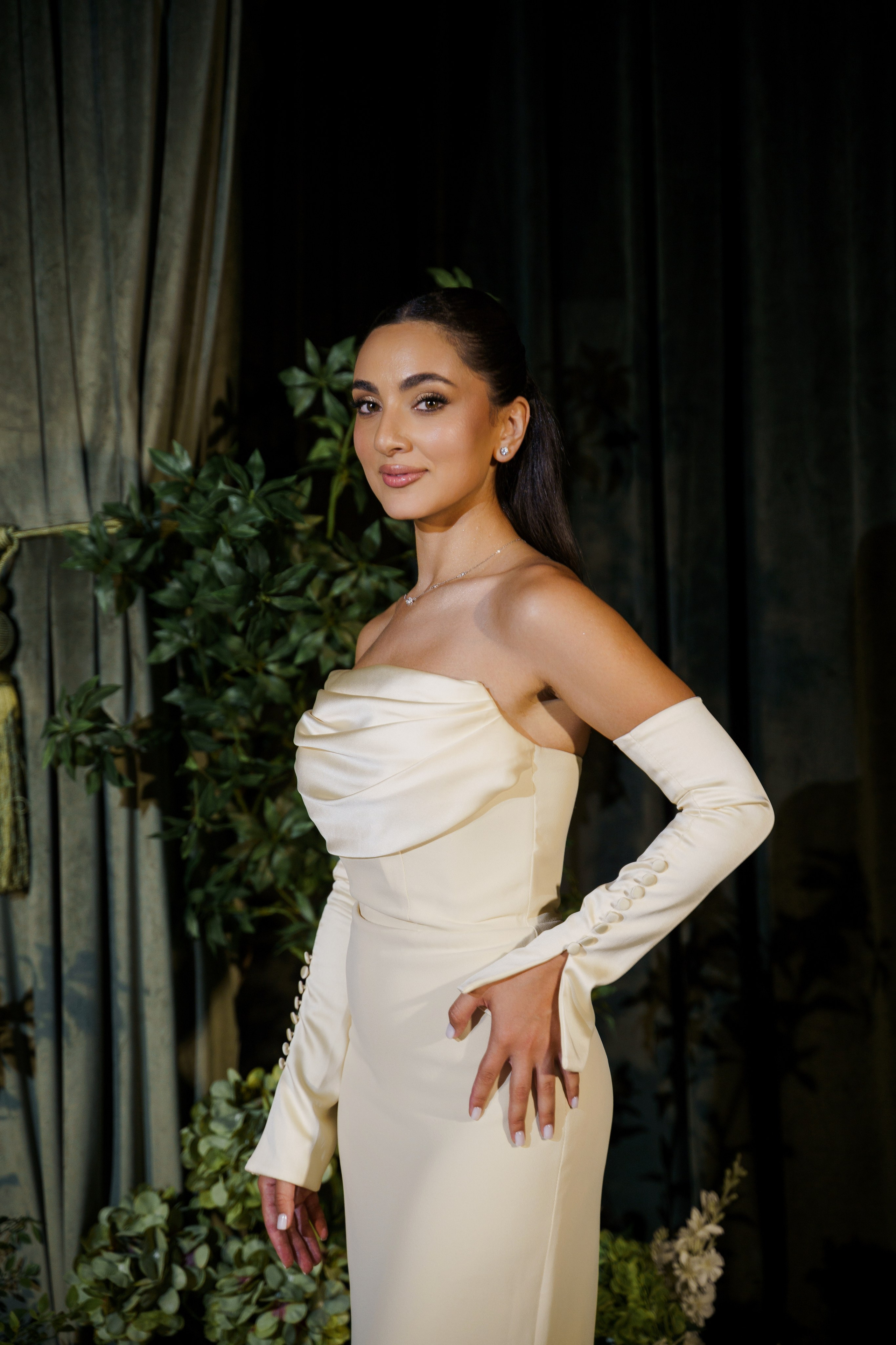 Сватовство в Краснодаре от лучших свадебных фотографов и операторов ТВИНС СТУДИО. ТВИНС СТУДИО — лучшие свадебные фотографы и видеографы в Краснодаре