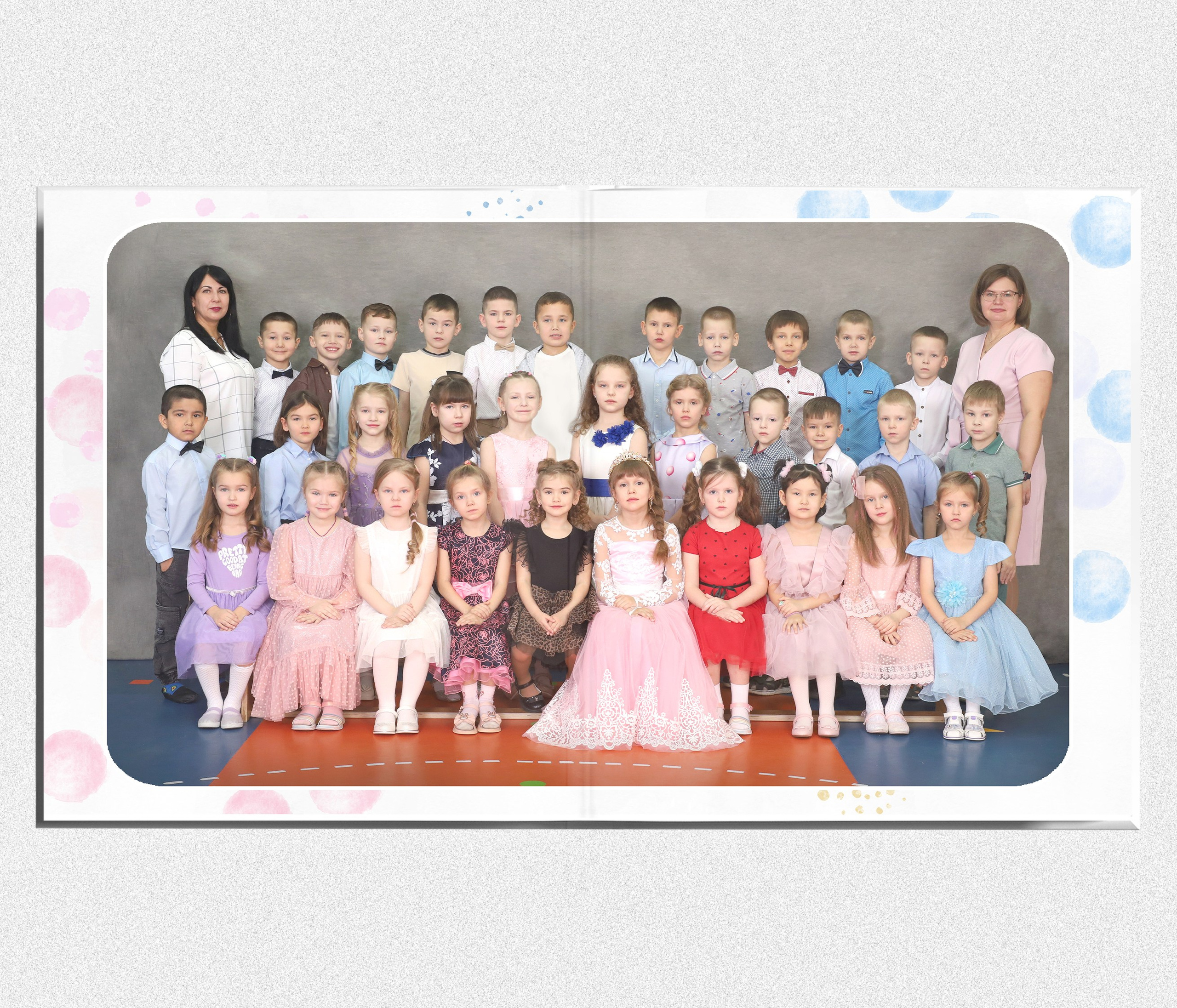 Выпускной альбом "Взрывной". Выпускные альбомы в Тюмени для школ, садов, вузов спортивных секций