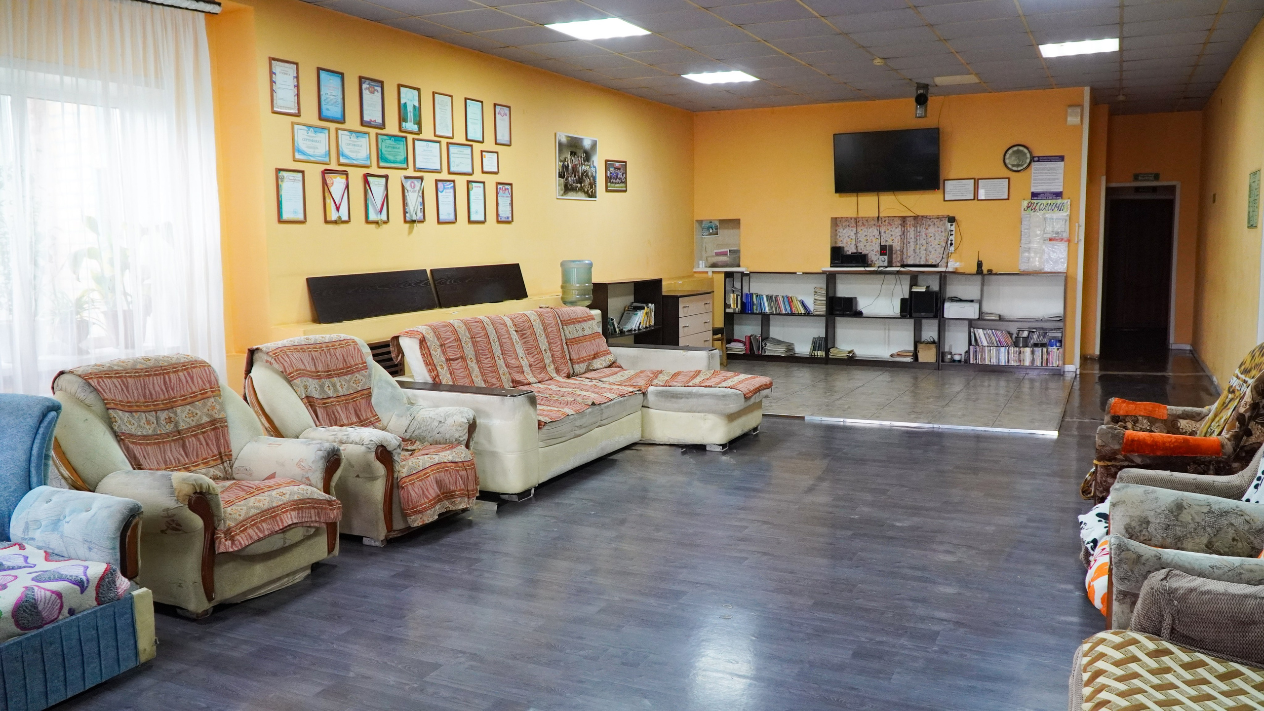 Фото/видео материалы. Помощь наркозависимым