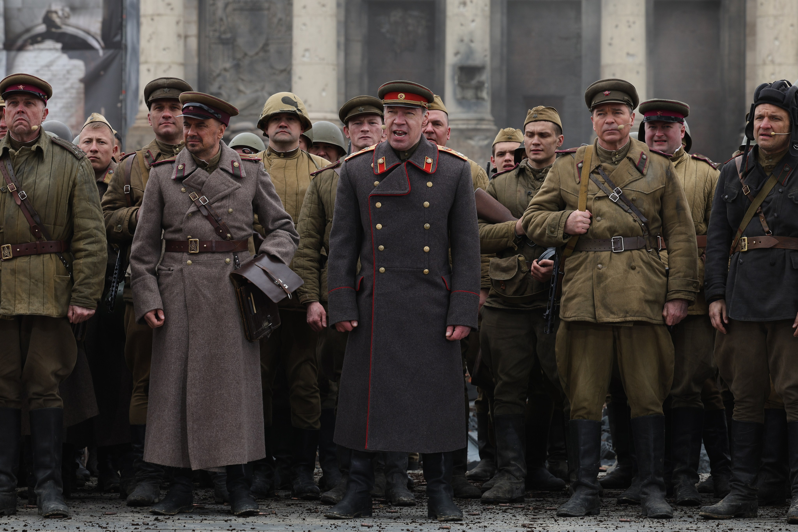 Актеры занятые в инсталляции Игоря Угольникова в честь 80 летия Победы в Великой Отечественной войне