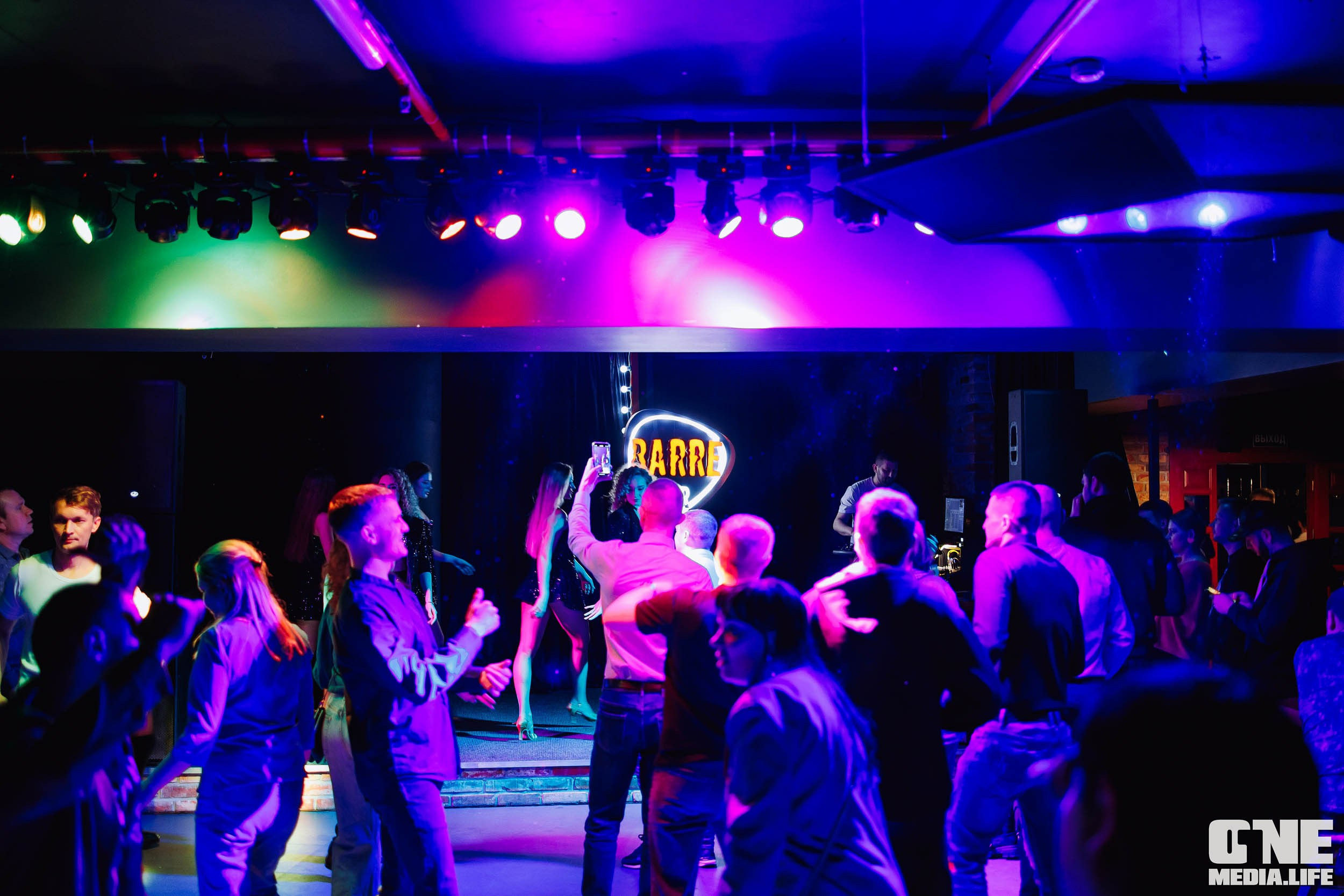 Фотоотчет с вечеринки в Barre. One Media Life: фоторепортажи, фотоотчеты с мероприятий и заведений