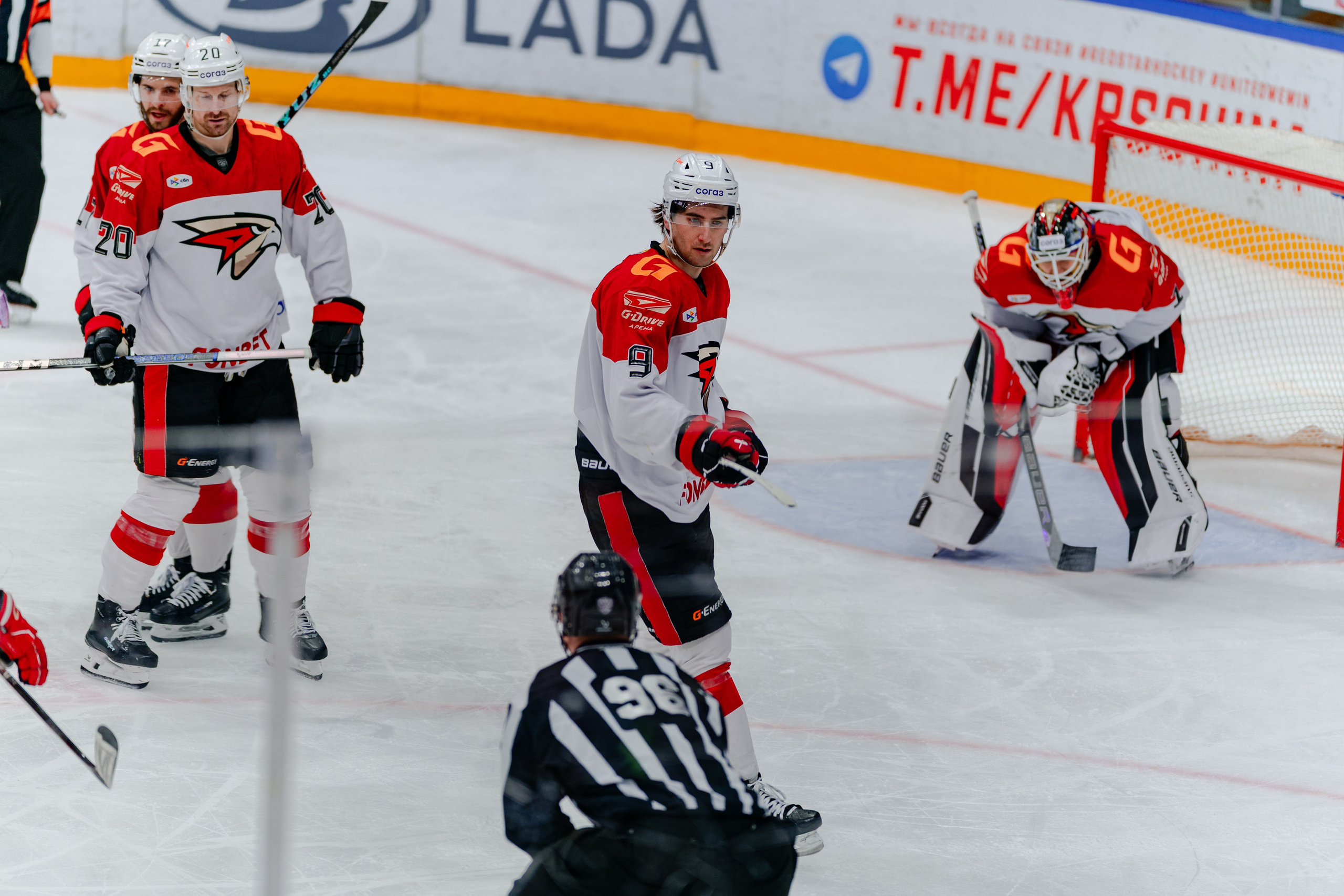 КХЛ КУНЬЛУНЬ РС — АВАНГАРД 22 МАРТА 2025. Репортажный фотограф в Москве Измалков Артем