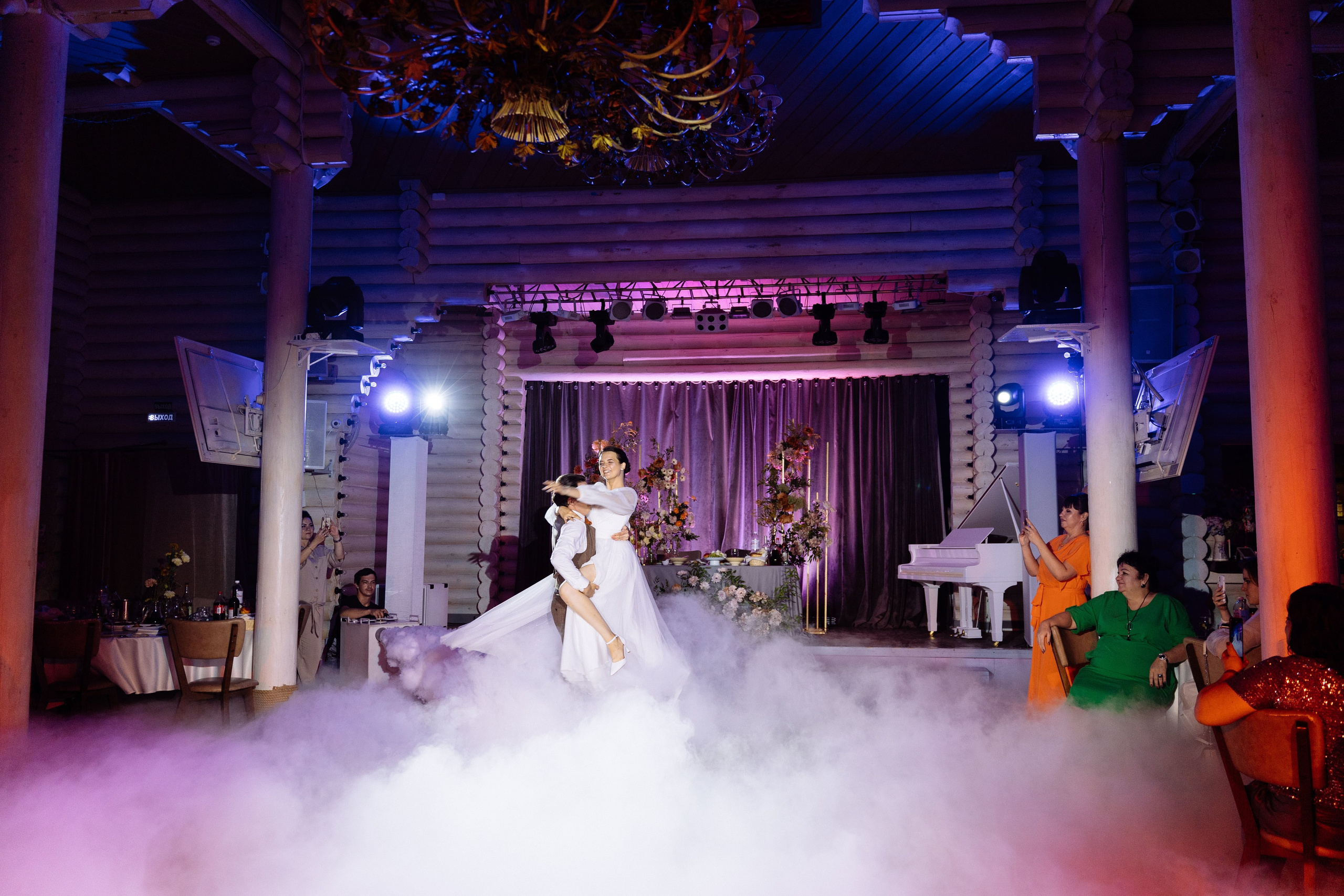 Свадьба Олега и Виктории в клубе «Ближняя дача»