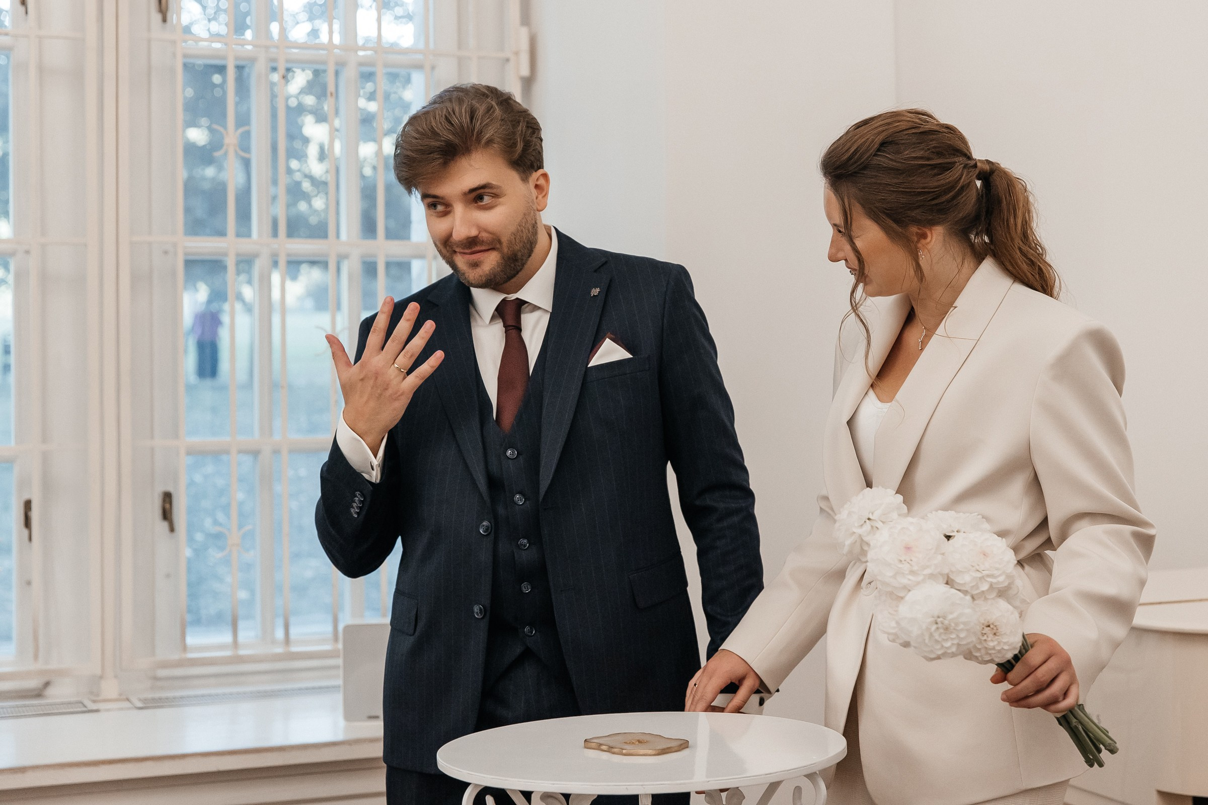 Роспись в оперном доме в Царицыно. Свадебный фотограф в Москве Элина Ларченкова. Фото, которые цепляют