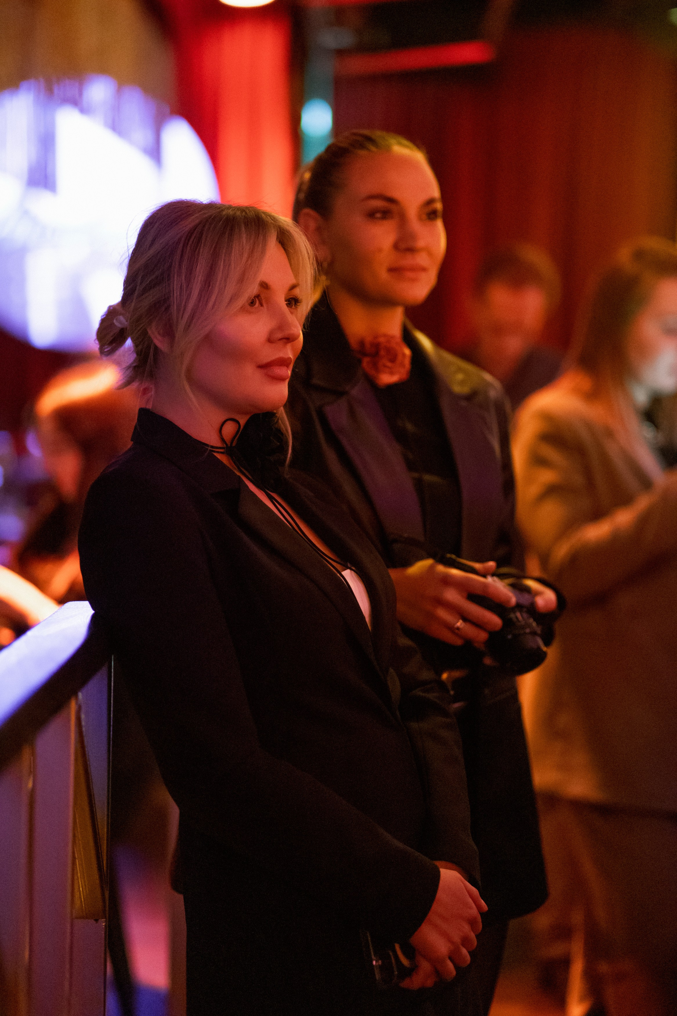 YANA URBAN: сольный концерт в «Анжелика Wineroom». СВОИ. ФОТООТЧЕТЫ-СОБЫТИЯ-МЕСТА