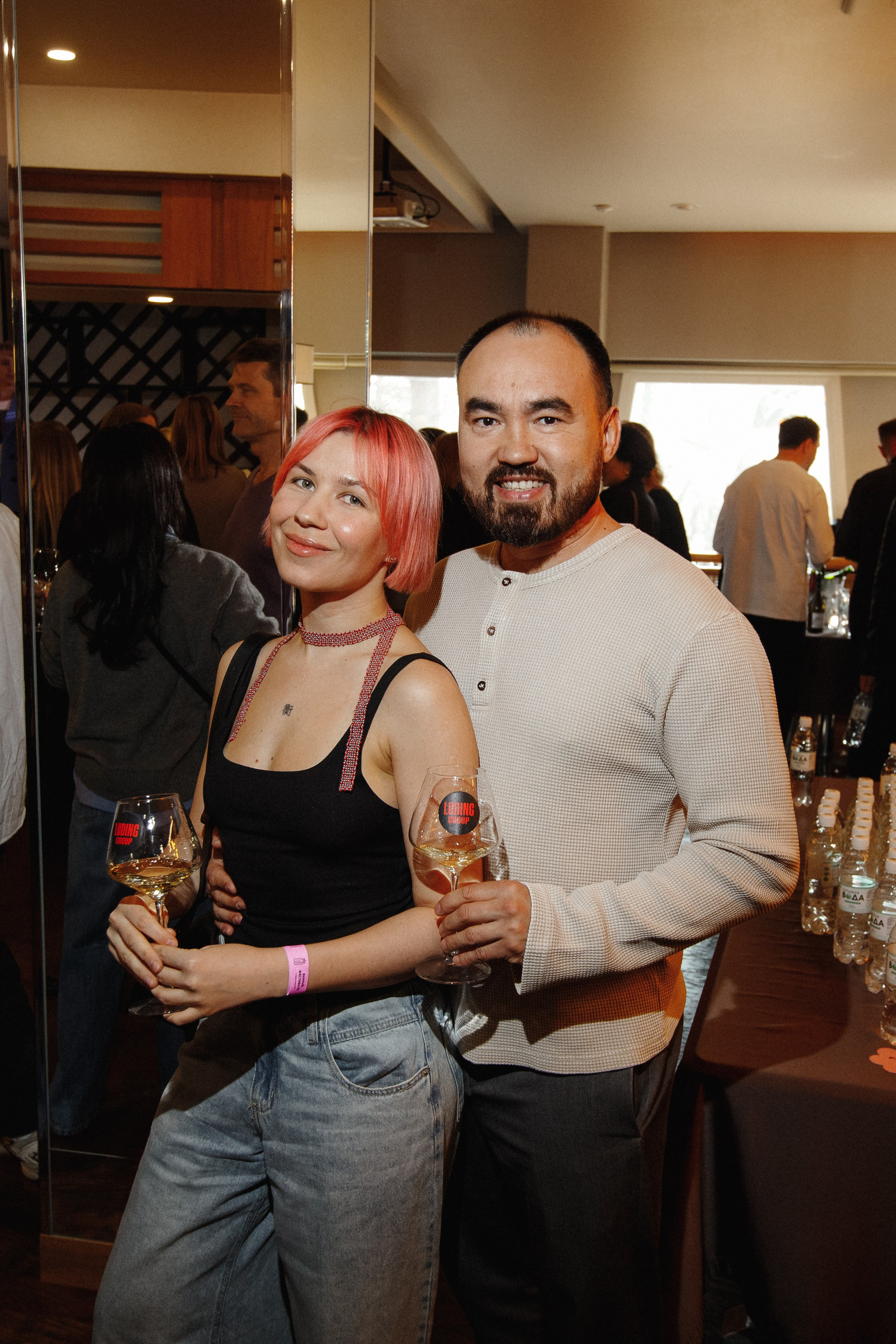 ФЕСТИВАЛЬ ИГРИСТЫХ ВИН. СВОИ. ФОТООТЧЕТЫ-СОБЫТИЯ-МЕСТА