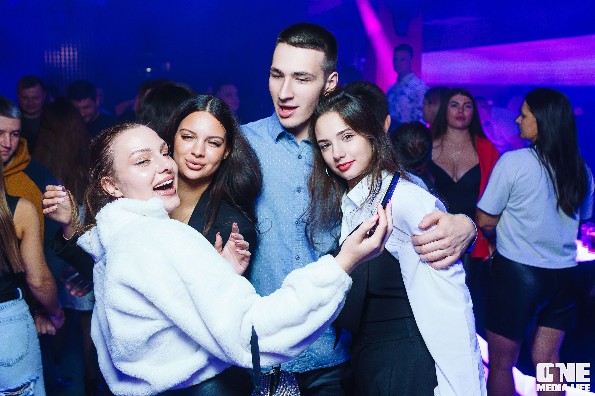 Фоторепортаж из РК Планета. One Media Life: фоторепортажи, фотоотчеты с мероприятий и заведений