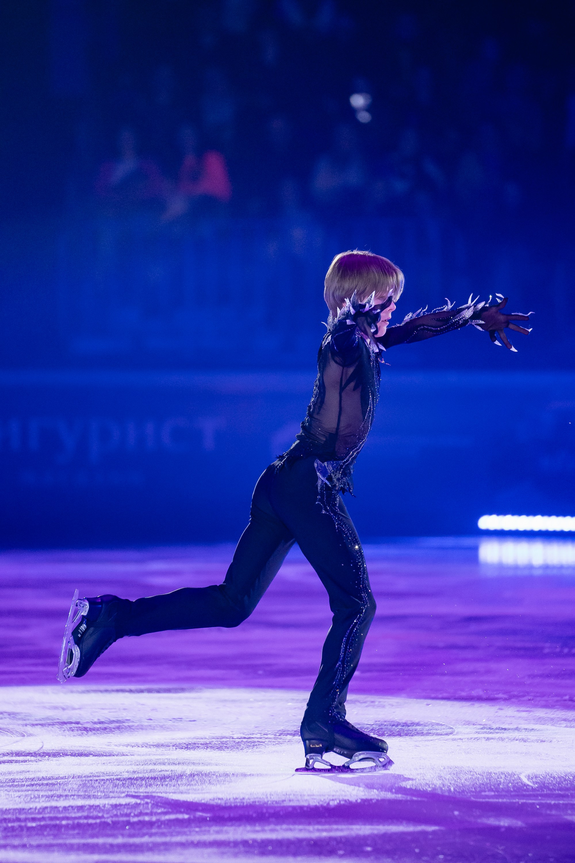 Шоу «Чемпионы на льду» в Новосибирске. Воробьева Ксения — Спортивный и танцевальный фотограф Новосибирск