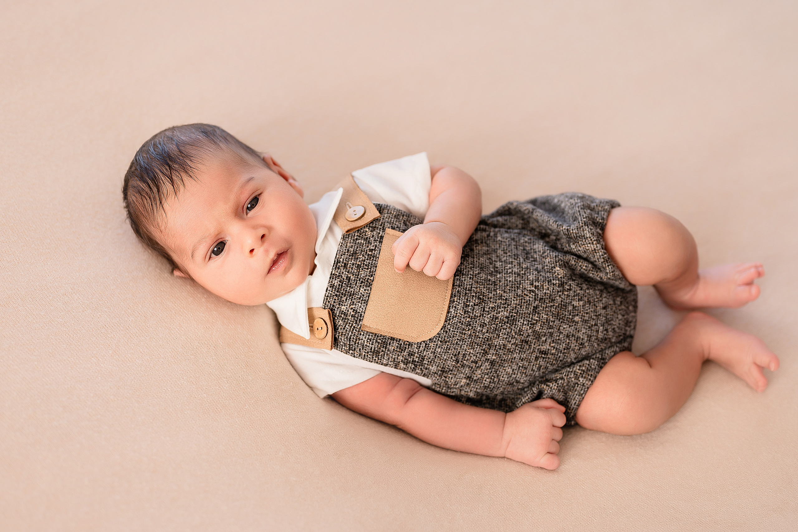 Фотосессии малышей возрастом от 1 до 2 мес. Детский и семейный фотограф в Красноярске. Фотосессии новорожденных малышей до 1 месяца