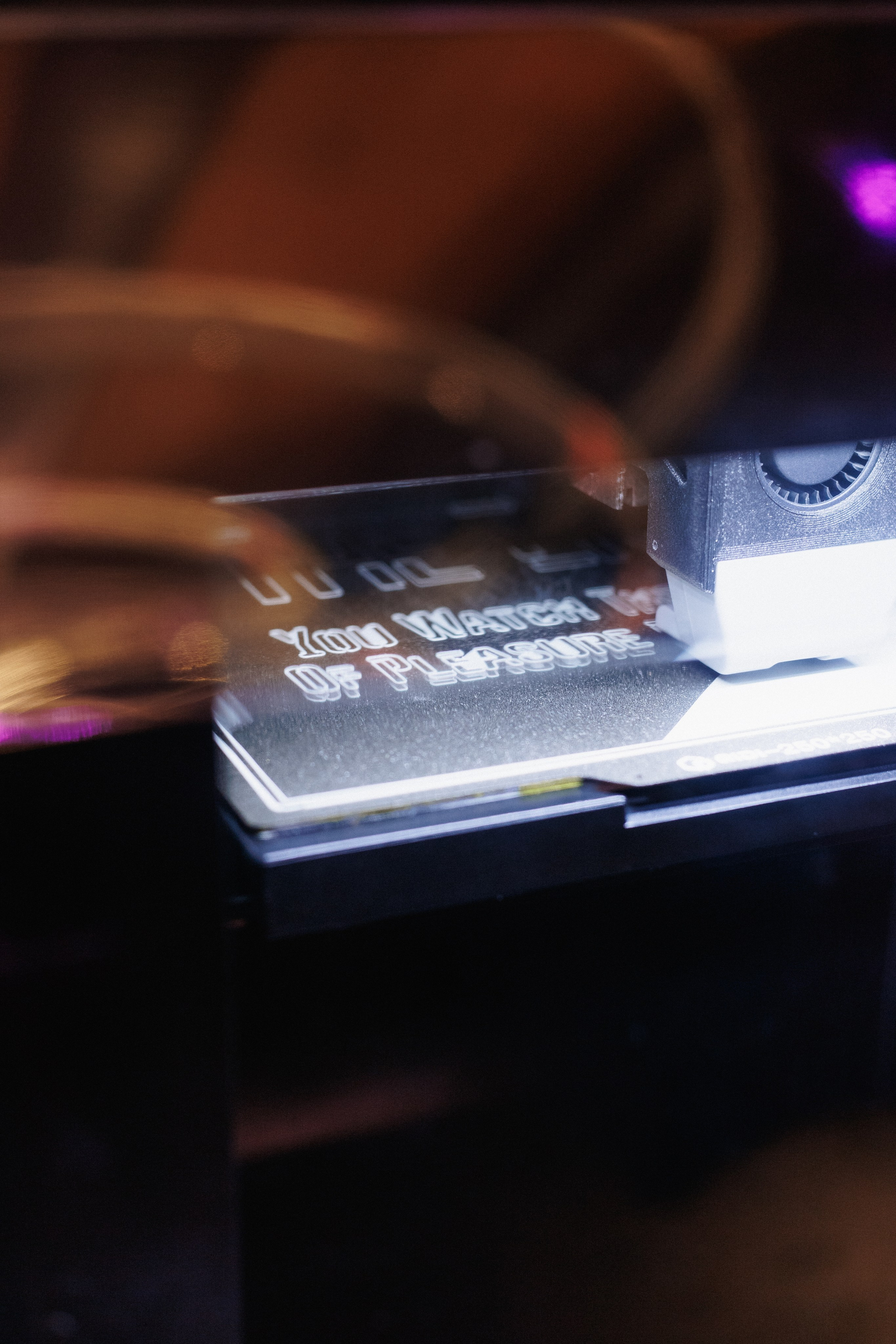 B.DAY PARTY ЖУРНАЛА •G. СВОИ. ФОТООТЧЕТЫ-СОБЫТИЯ-МЕСТА