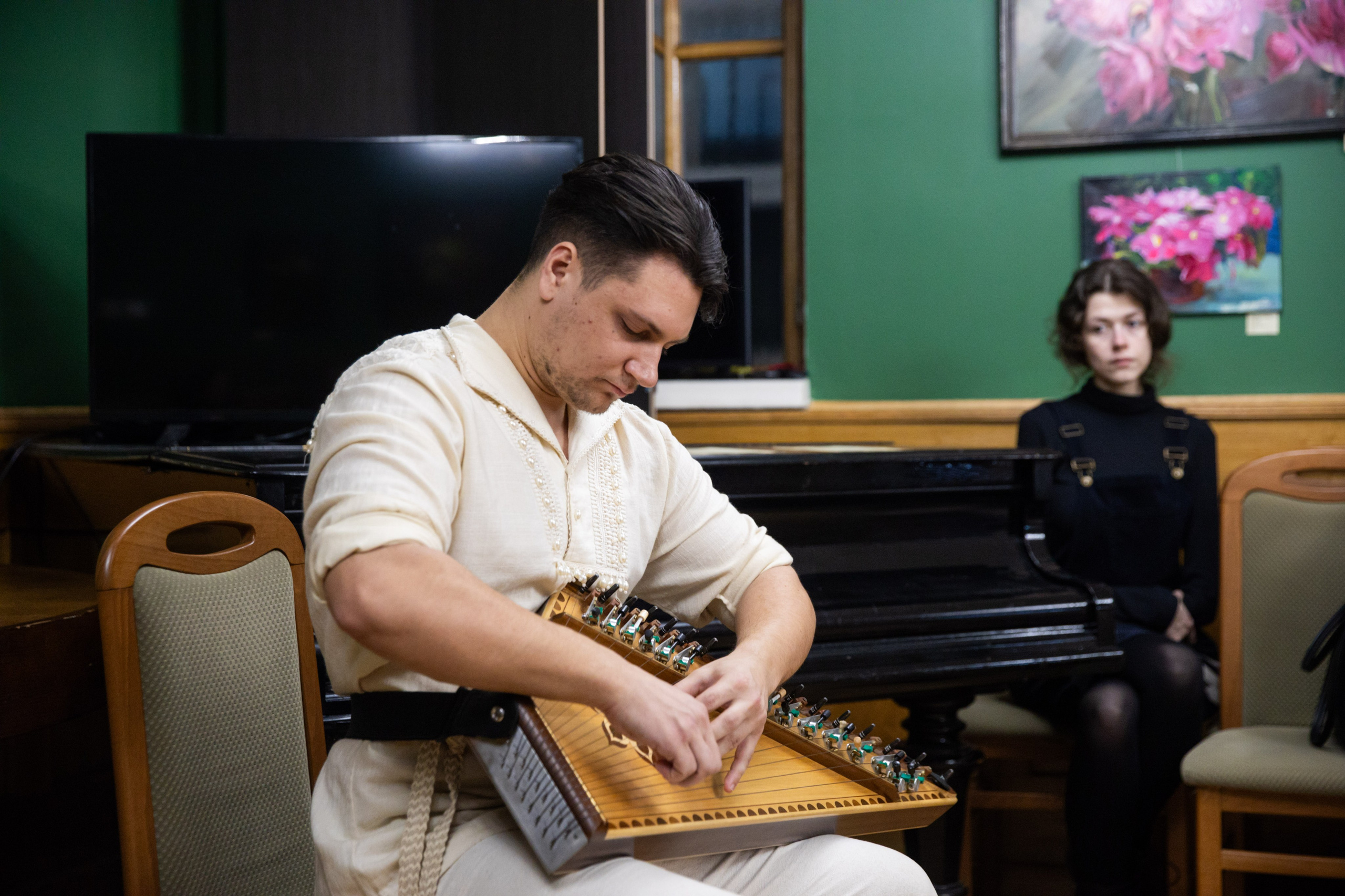 ЦВЕТЫ И СТРОКИ. Художественные выставки. Яркие открытия