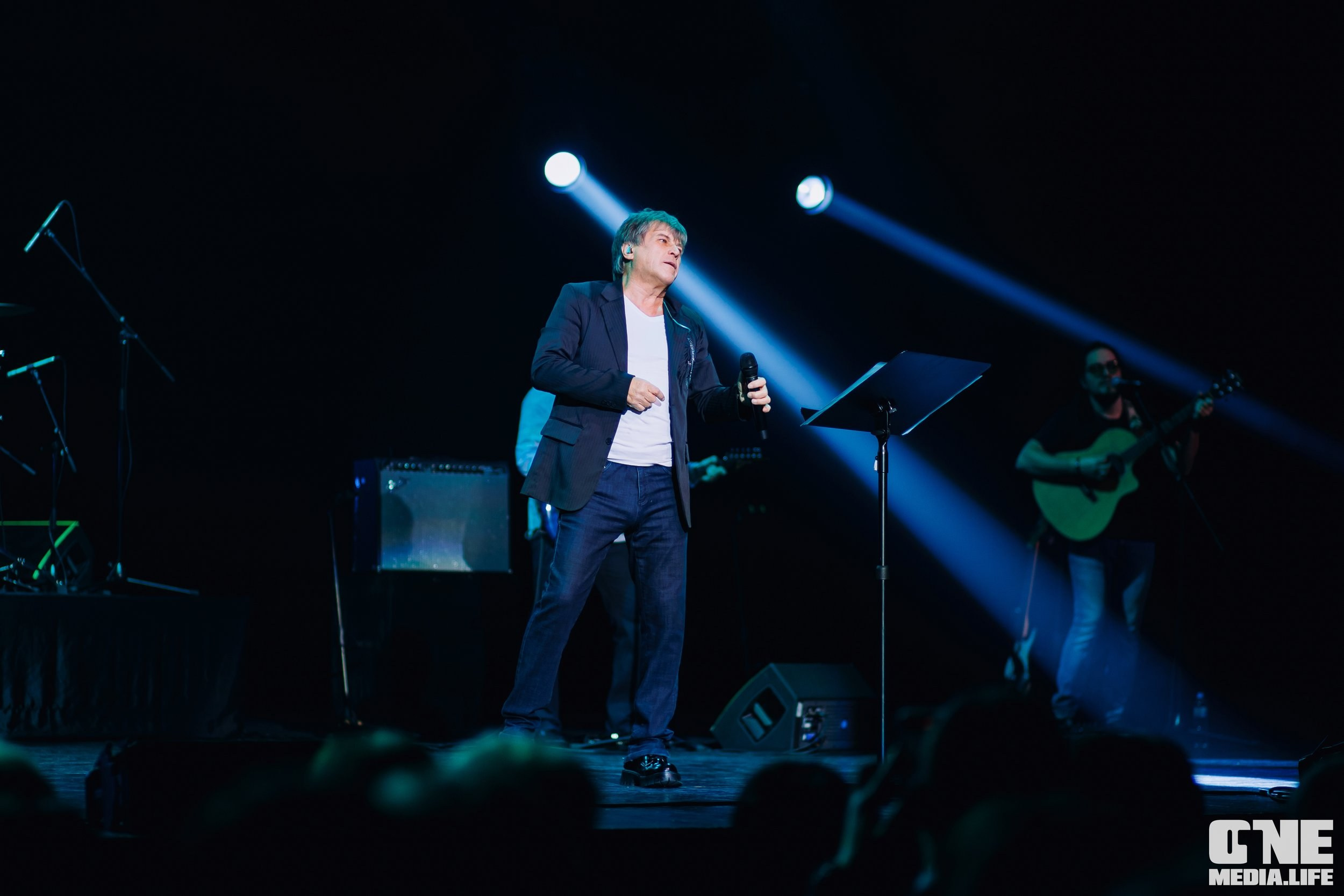 Фоторепортаж из театра эстрады Янтарь-холл. One Media Life: фоторепортажи, фотоотчеты с мероприятий и заведений