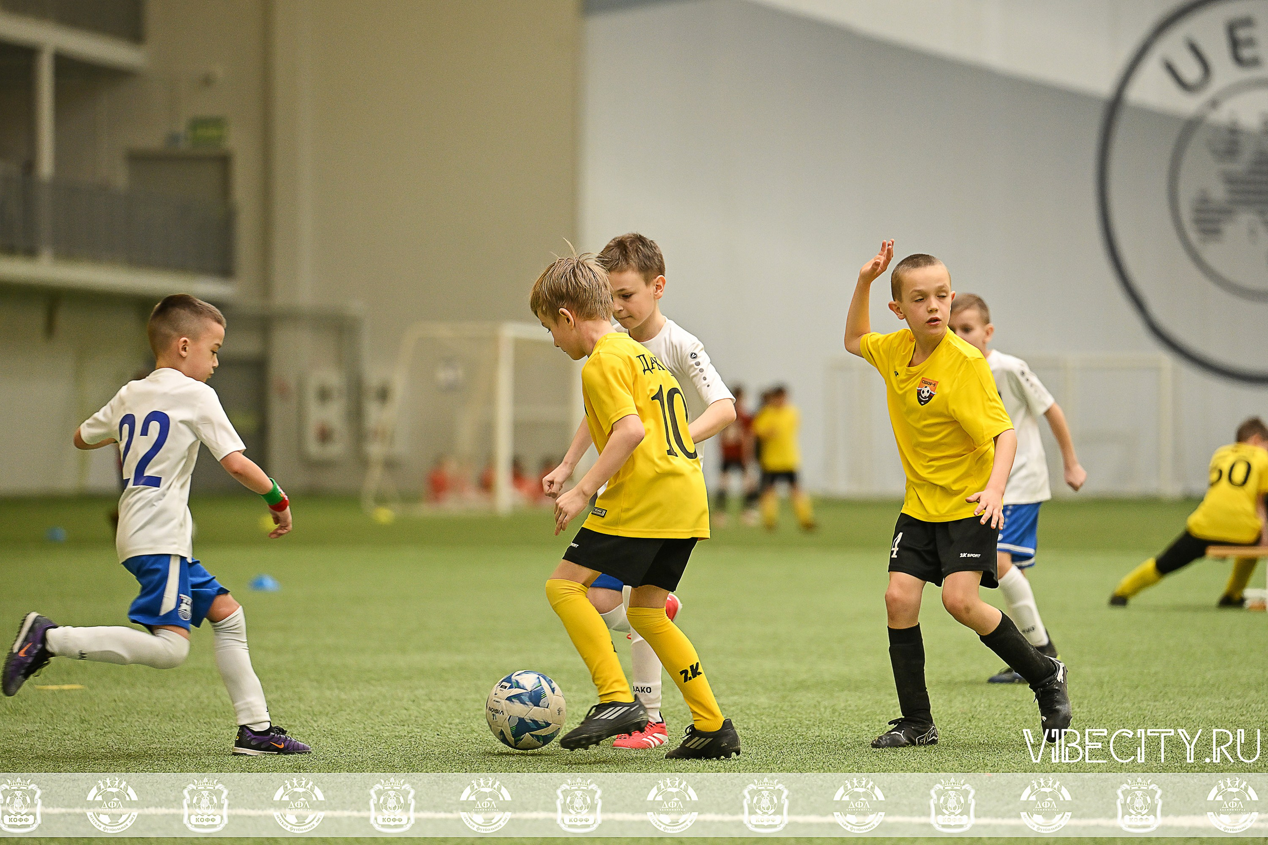 КУБОК БАЛТИЙСКОЙ ЛИГИ ПО МИНИ-ФУТБОЛУ U9 ЗЛ. VIBECITY.RU Вайб Сити Ру Фоторепортажи Фотоотчеты Калининград