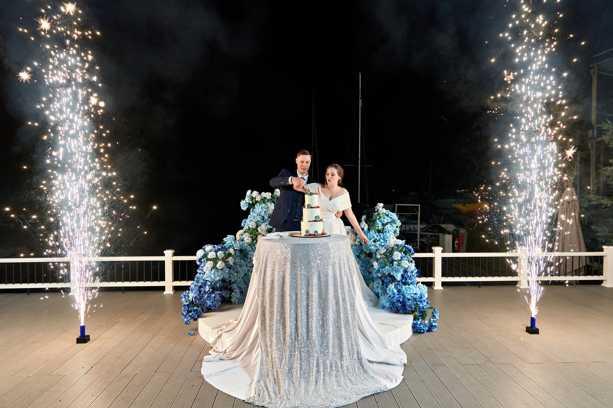 Нежная свадьба Антона и Софьи в яхт-клубе «Портофино». Фотограф Меняйло Евгений. Свадьба. Портрет. Репортаж. Семья. Контент