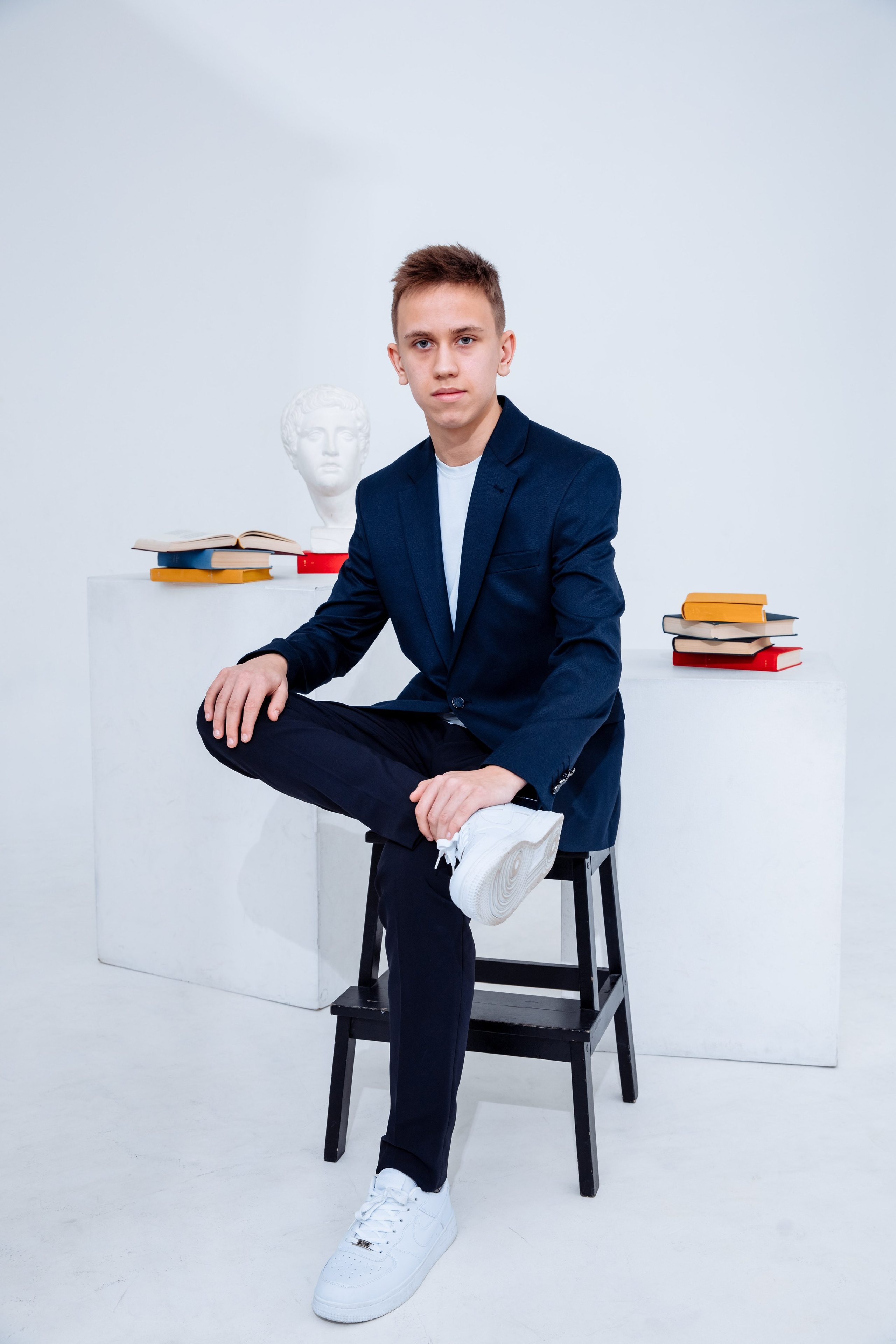 Старшая школа. Выпускные школьные фотоальбомы для школ и детских садов в Волгограде и Волжском