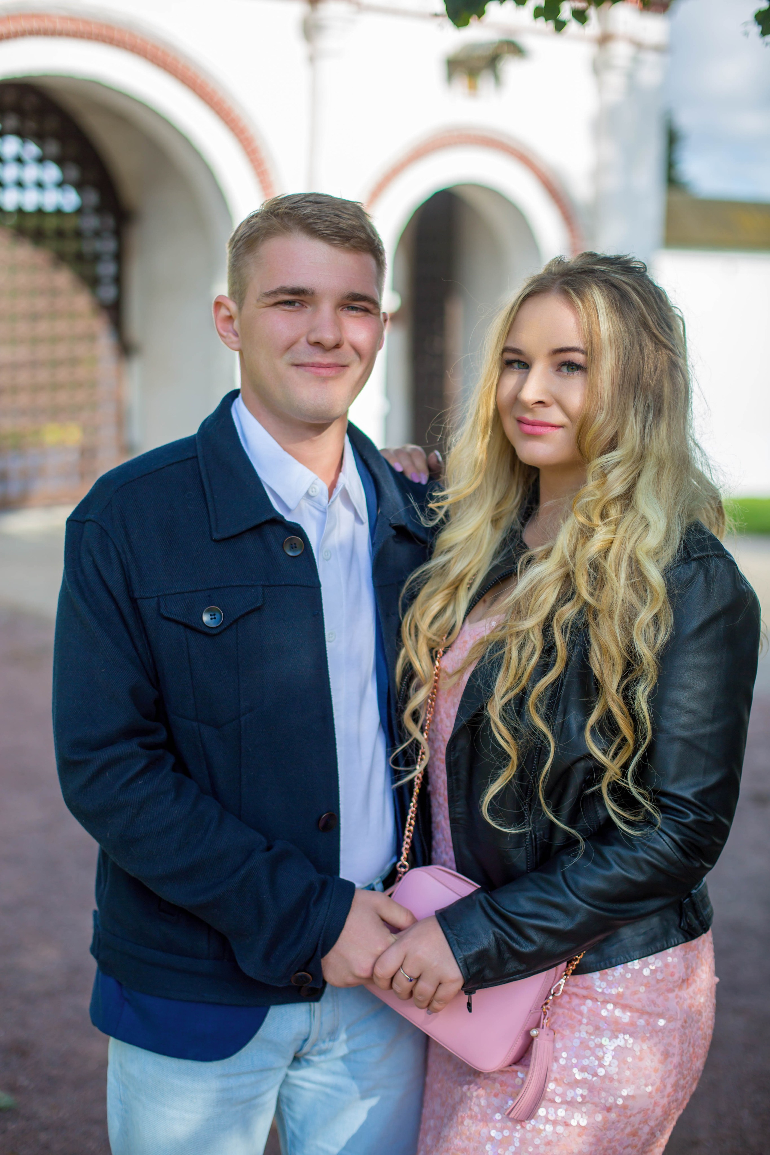 Как провести фотосессию Love Story и не упасть лицом в грязь, подробнее читать....