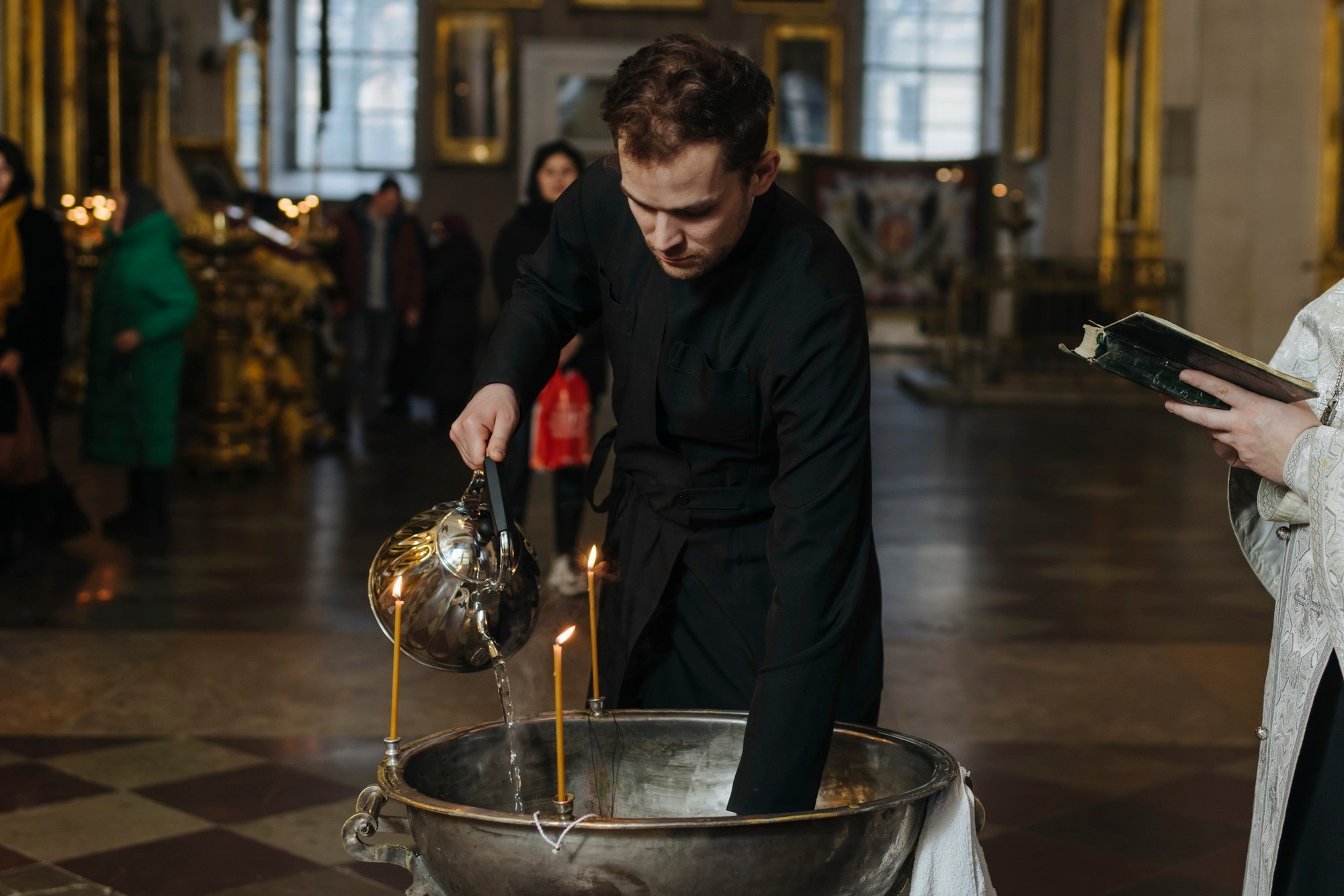 Индивидуальное крещение Спасо Преображенский собор СПб. Фотограф крещение венчание в Петербурге! Помогает подобрать храм и посоветовал душевного батюшку в СПб