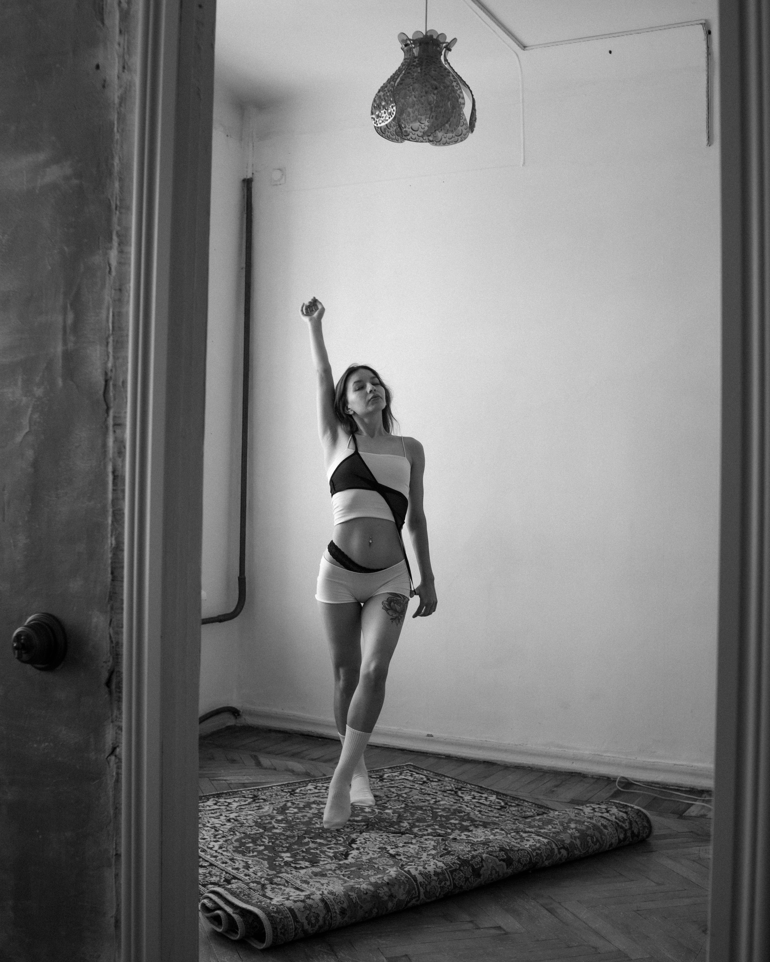 Аня. Женский фотограф. Создатель украшений ручной работы. Модель