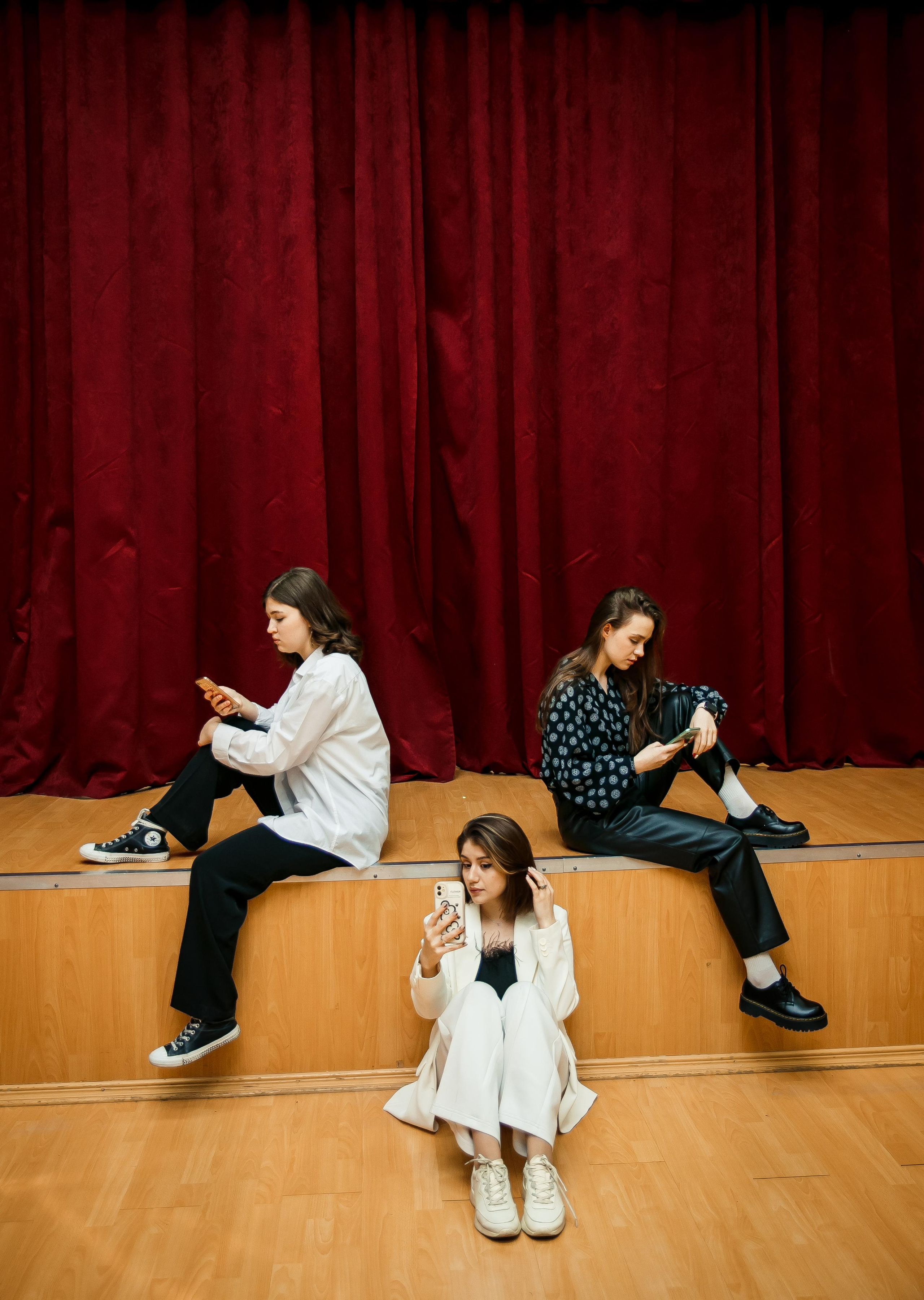 Правила фотосъёмки. Выпускной альбом в Москве и Домодедово Вышка Школьный фотограф