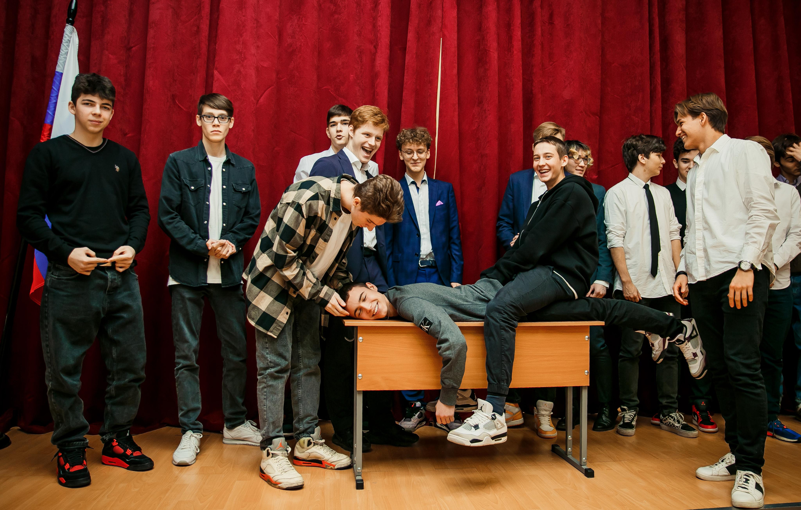 Правила фотосъёмки. Выпускной альбом в Москве и Домодедово Вышка Школьный фотограф