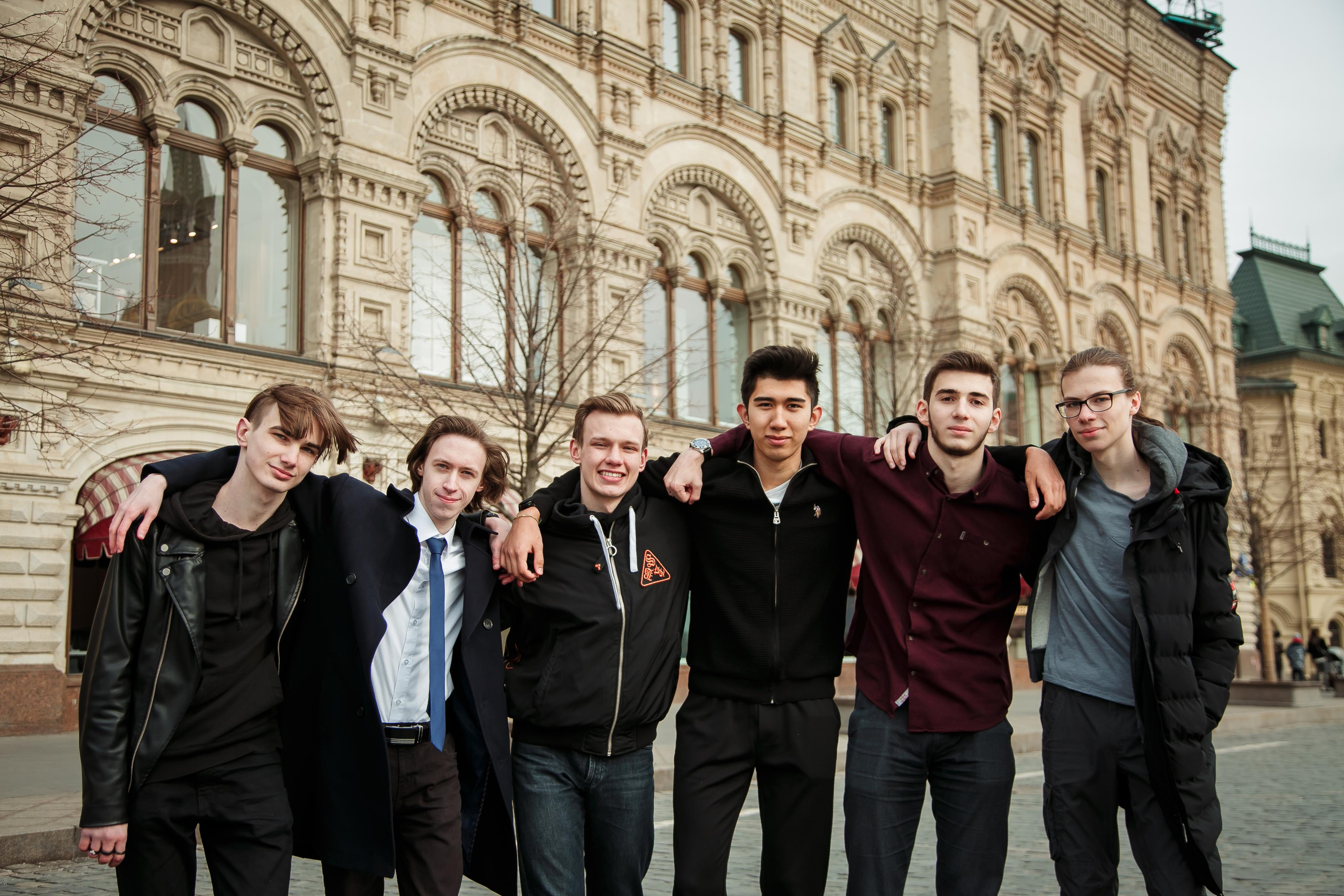 Правила фотосъёмки. Выпускной альбом в Москве и Домодедово Вышка Школьный фотограф