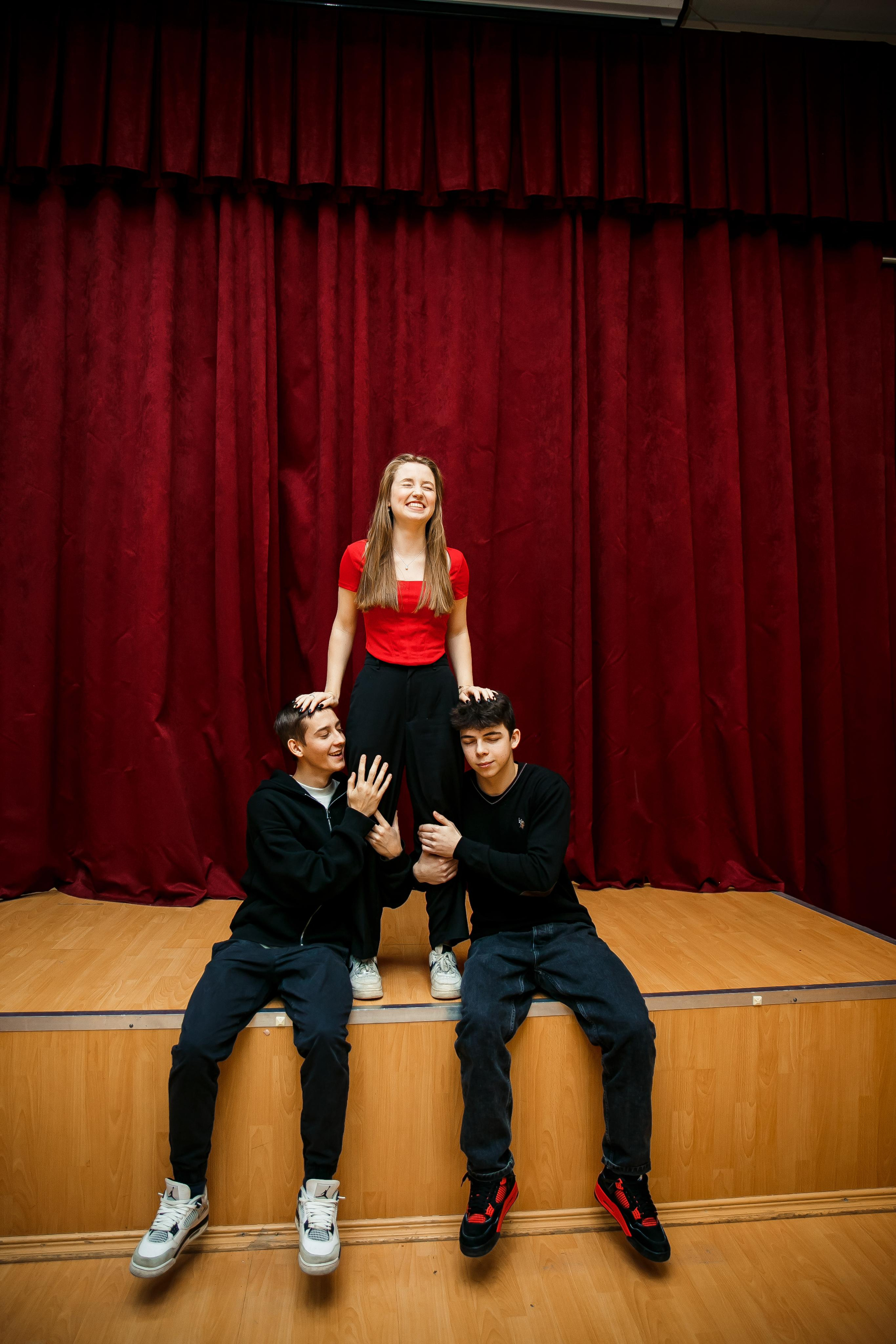 Правила фотосъёмки. Выпускной альбом в Москве и Домодедово Вышка Школьный фотограф