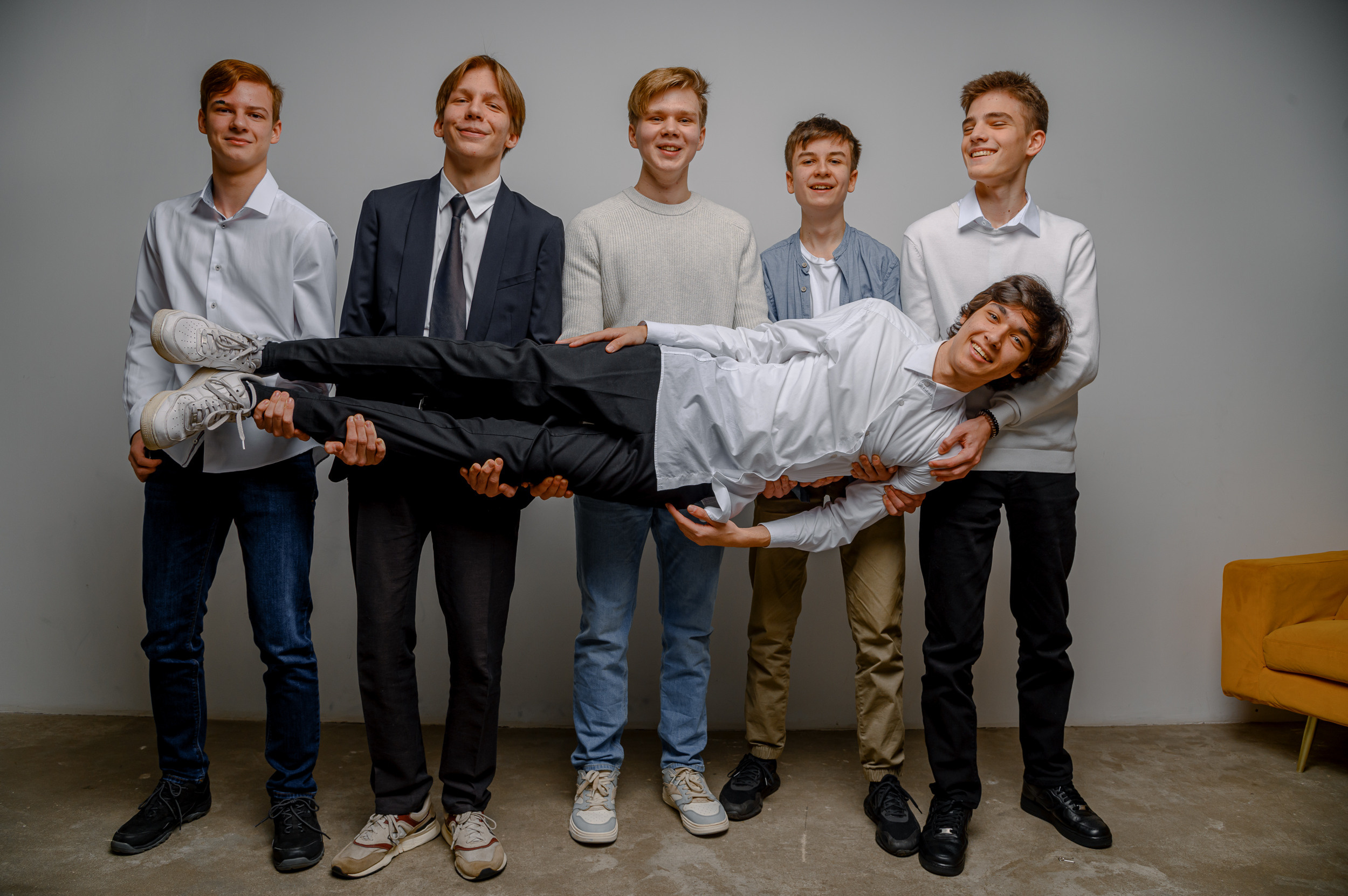 Правила фотосъёмки. Выпускной альбом в Москве и Домодедово Вышка Школьный фотограф