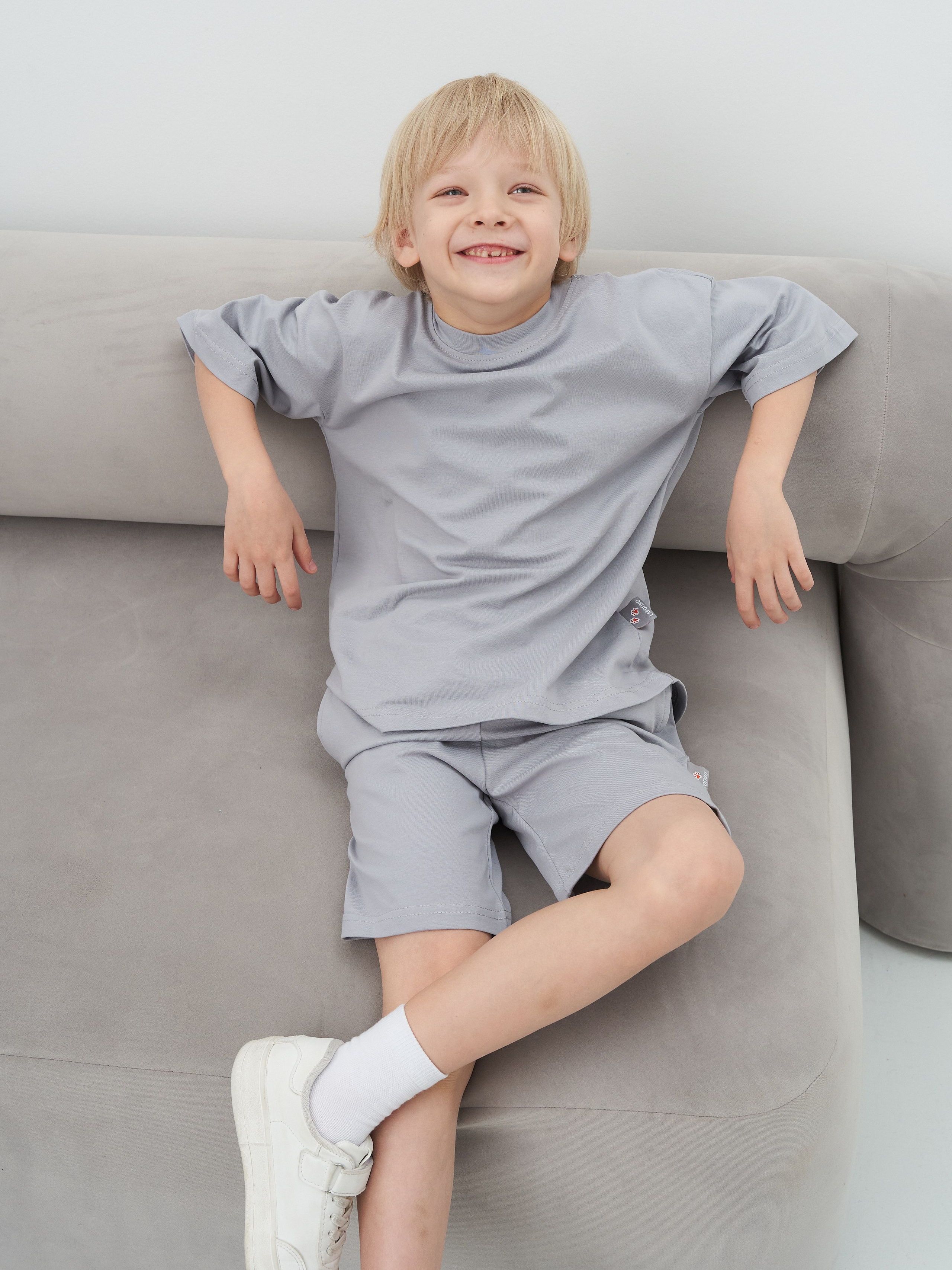 КЕЙС: Съемка для бренда детской одежды на WB. Контент для маркетплейсов и соцсетей. Фото и видео съемка