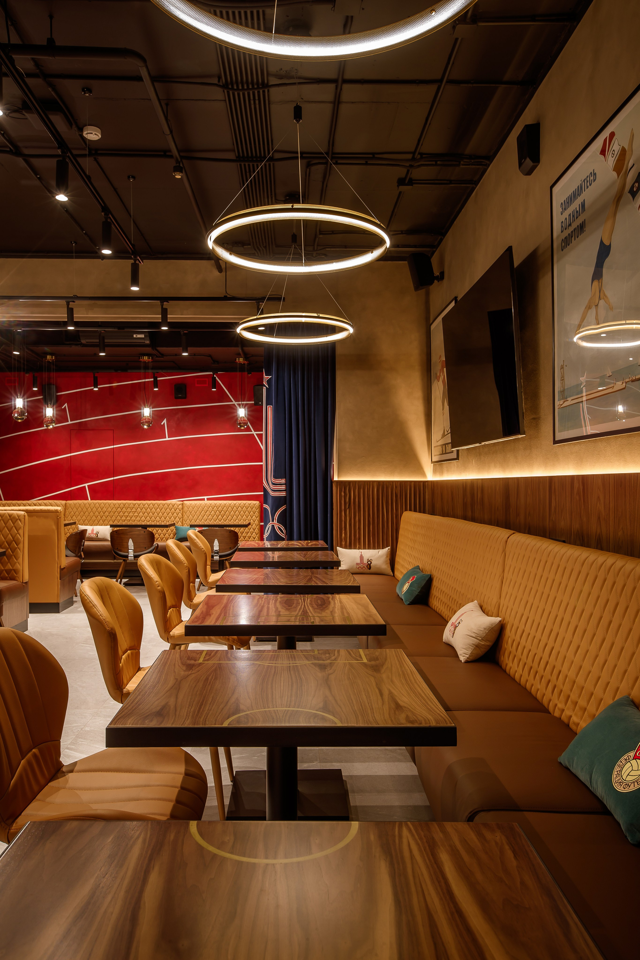 Интерьерная фотосъёмка кафе, ресторанов и баров в Москве. Интерьерный фотограф Дмитрий Медведев. Фуд-фотограф в Москве Дмитрий Медведев. Фуд-фото и контент для ресторанов, кафе и баров