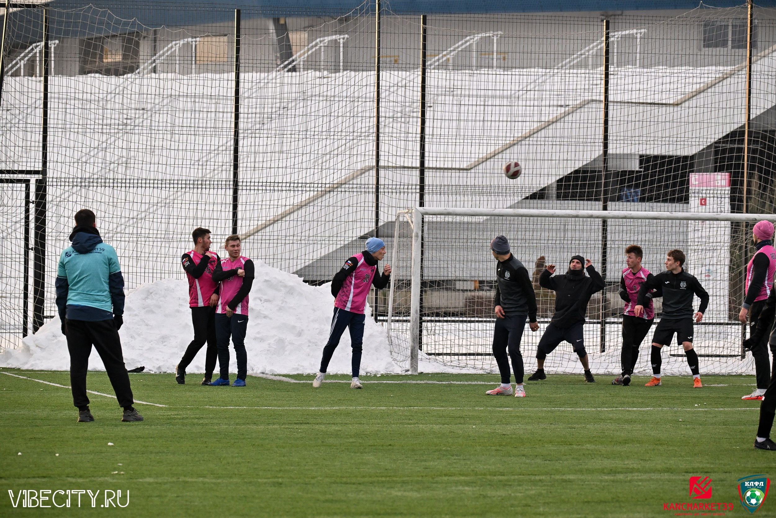 Калининградская Любительская Футбольная Лига, Премьер лига 14 тур, Торпедо-Авось рати. VIBECITY.RU Вайб Сити Ру Фоторепортажи Фотоотчеты Калининград