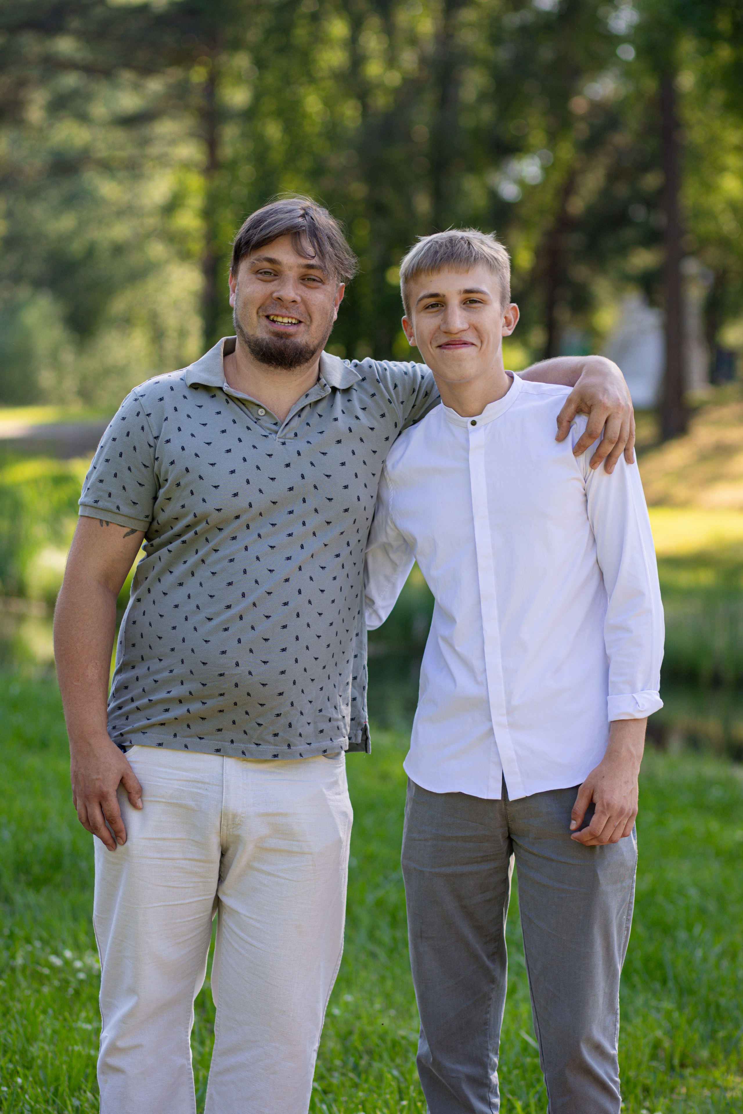 Фотосессия на выпускной. Школа № 12, 11 класс, 2024 г. Студия выпускных альбомов Остров